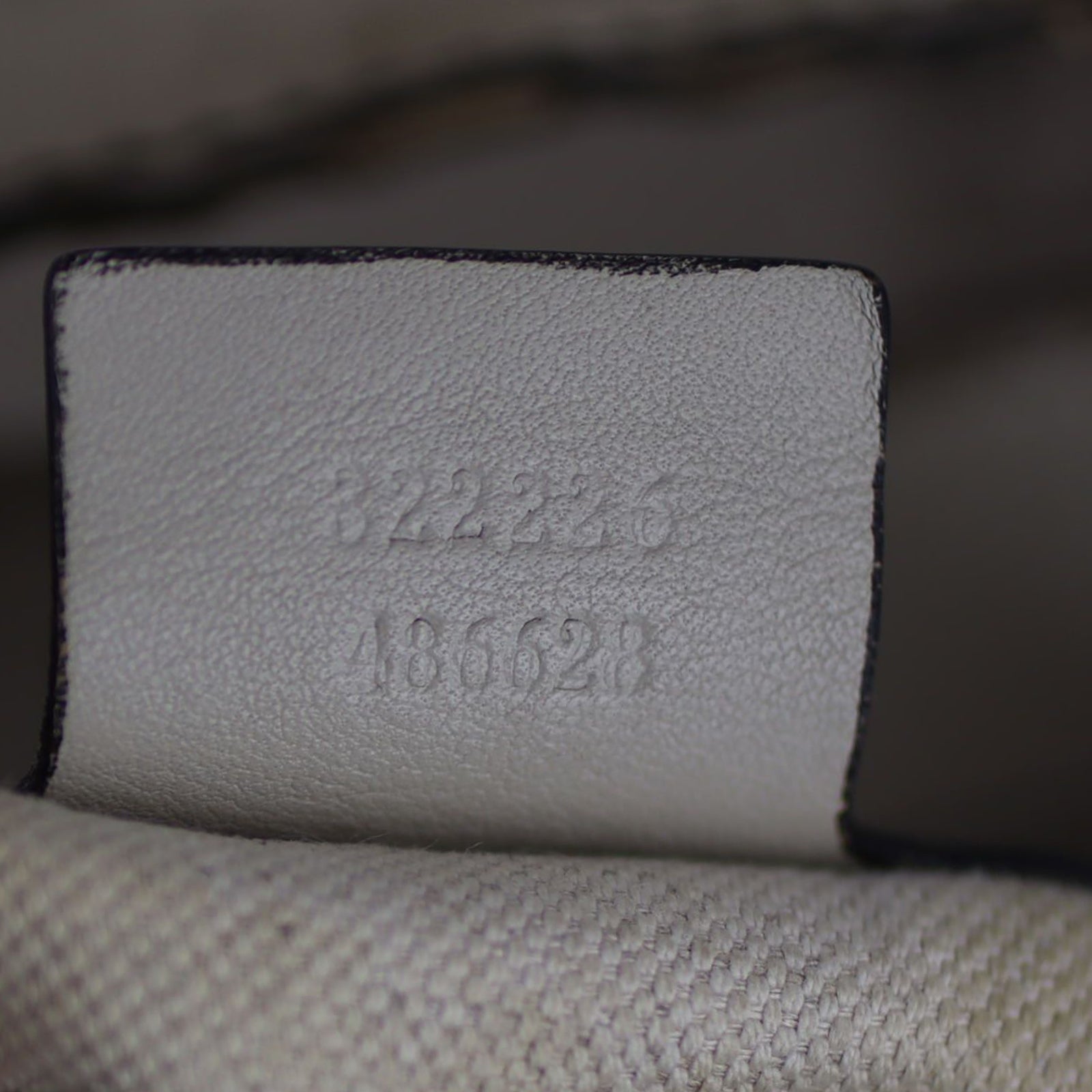 Gucci Guccissima Emily Original Chain Hobo Date code