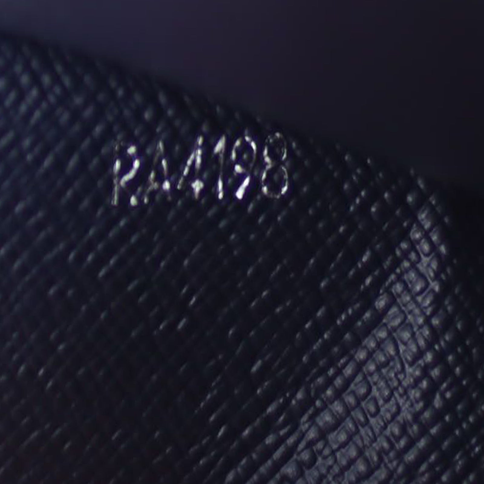 Louis Vuitton Amerigo Wallet Date code