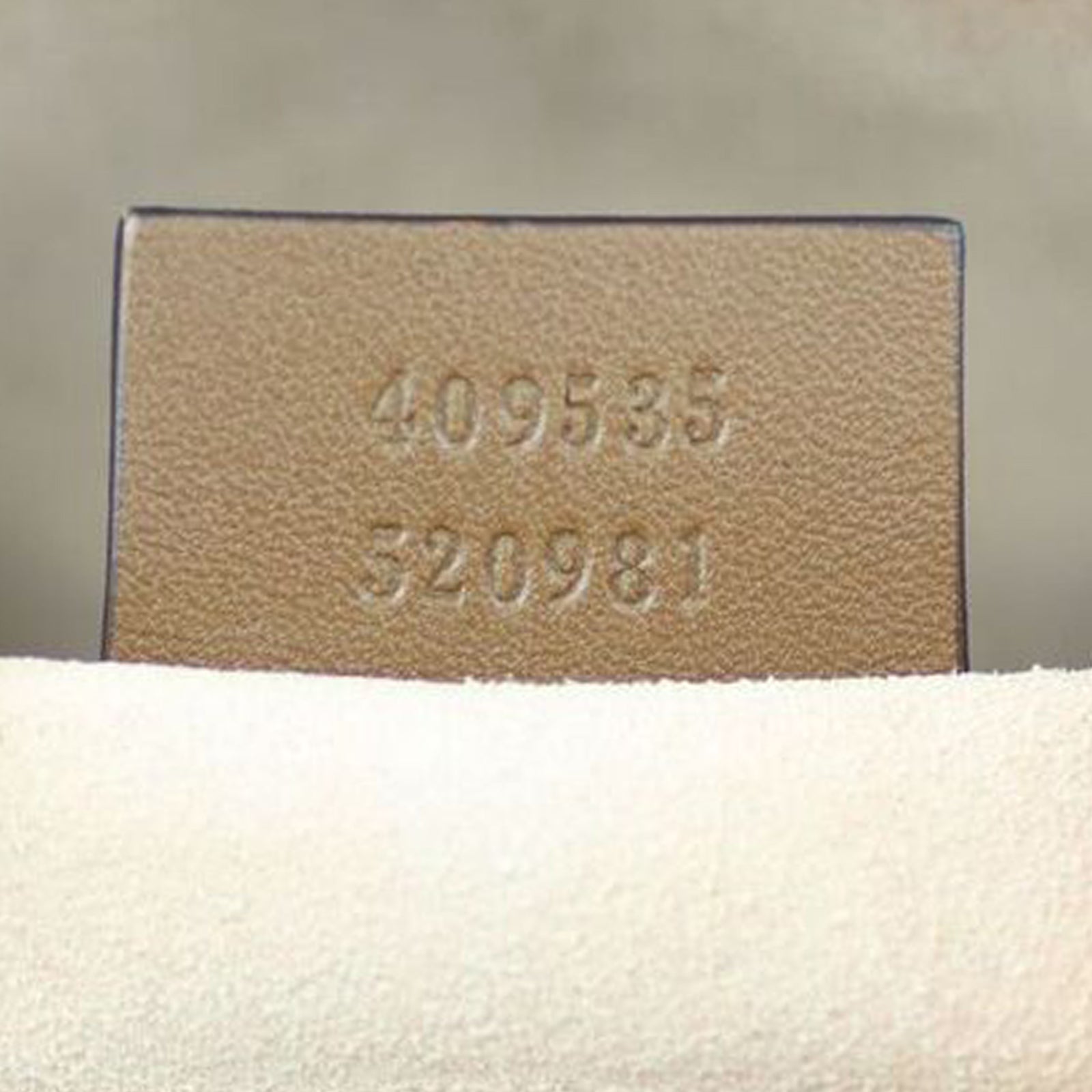 Gucci GG Anchor Chain Bag Date code