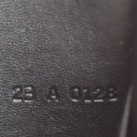 Givenchy Pandora Wallet on Chain Date code