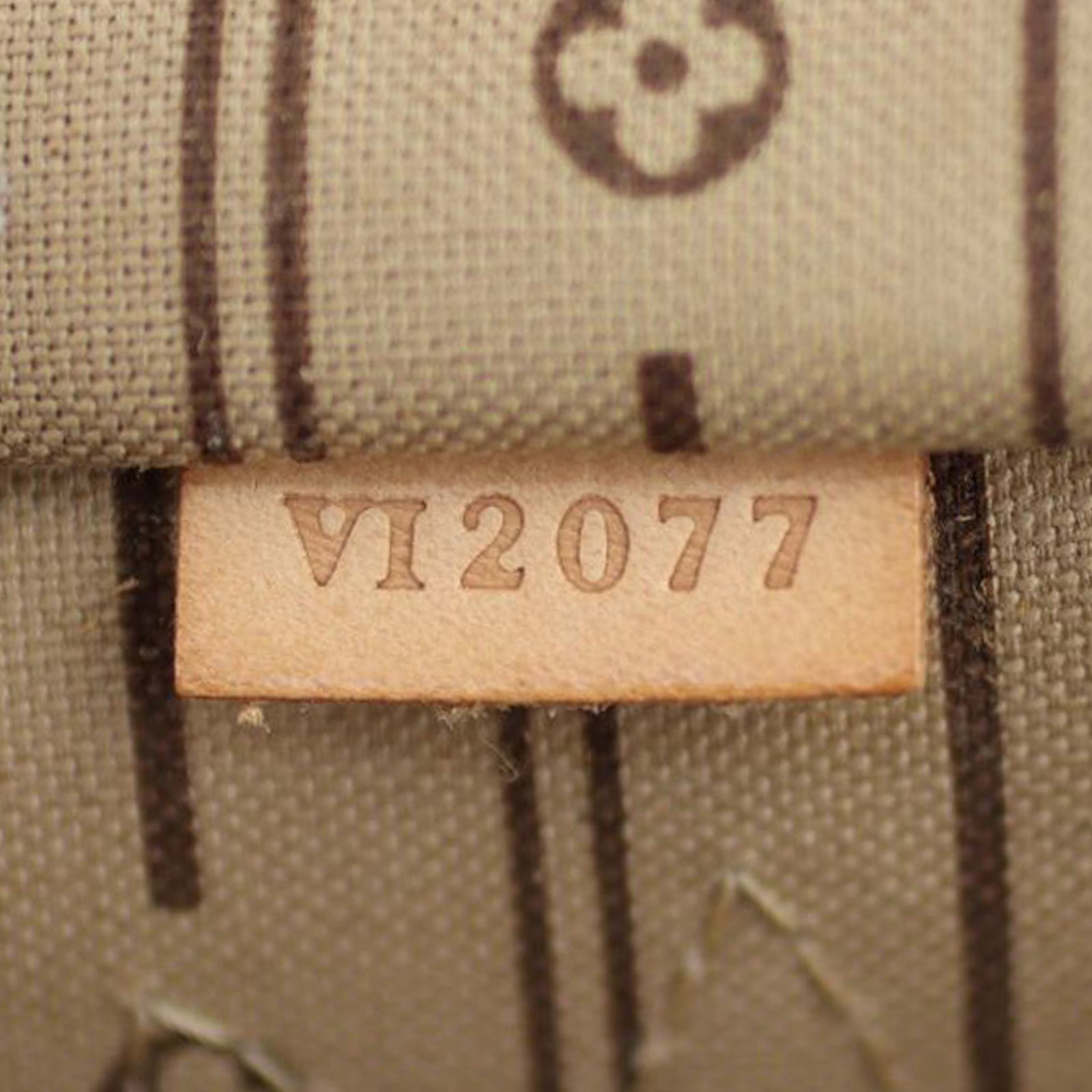 Lous Vuitton Neverfull PM Monogram Date code