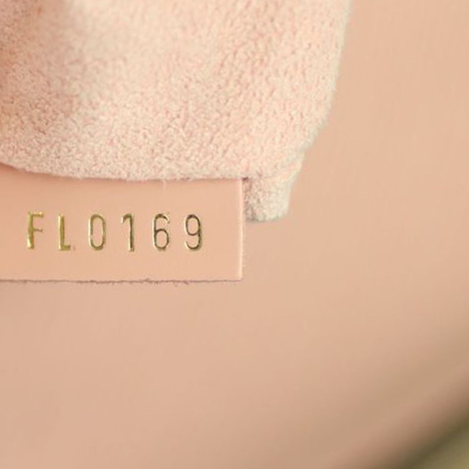 Louis Vuitton Locky BB Epi Date code