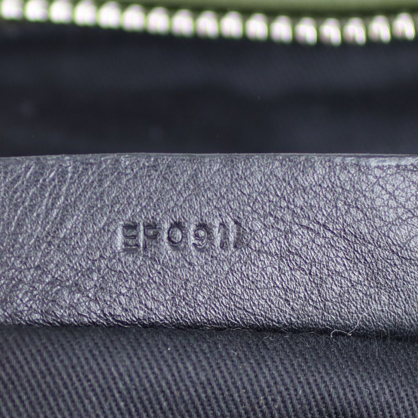 Givenchy Pandora Medium Stamp