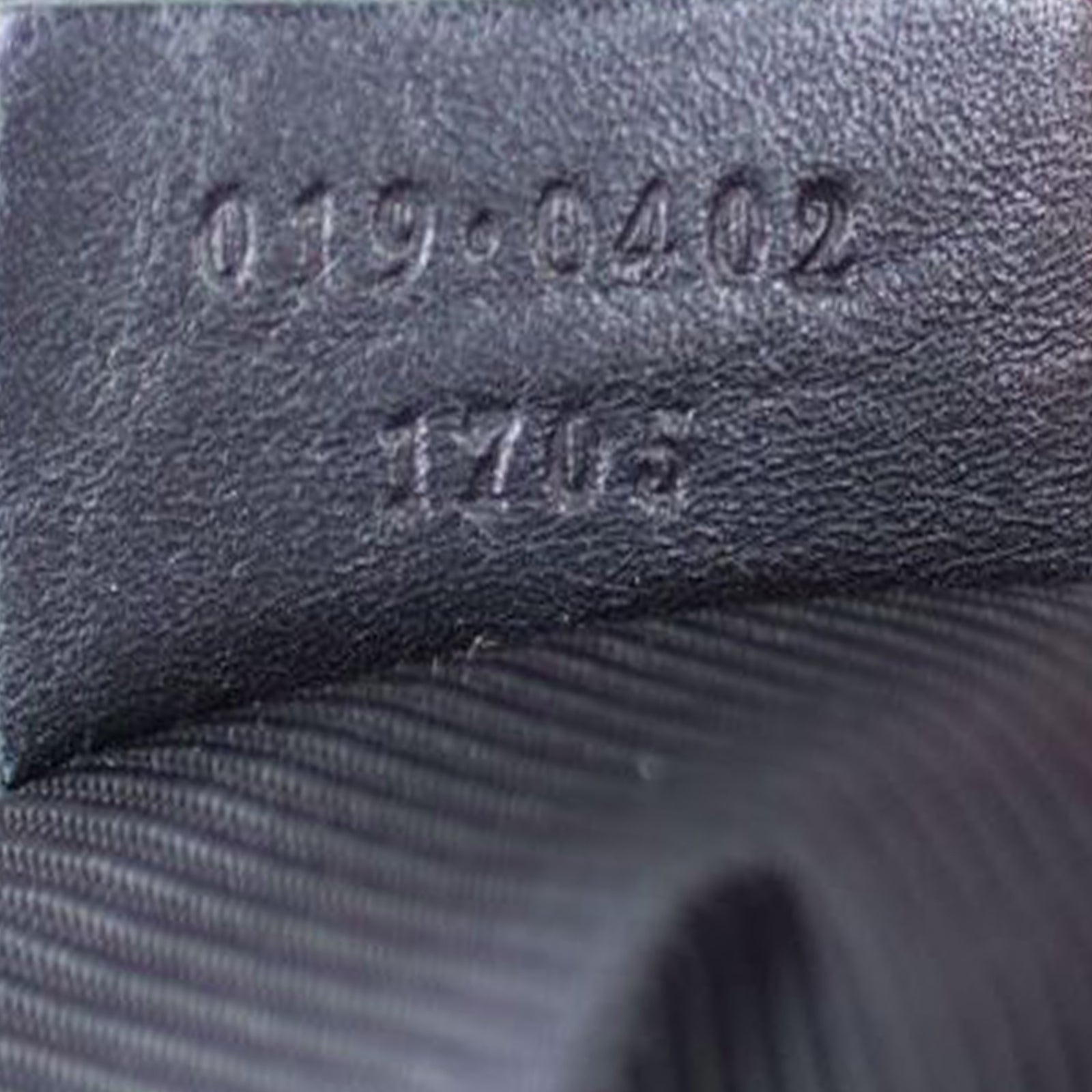 Gucci GG Canvas Small Tote Date code