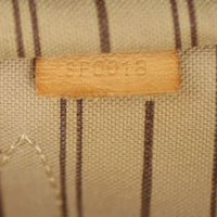 Louis Vuitton Neverfull MM Monogram Date code