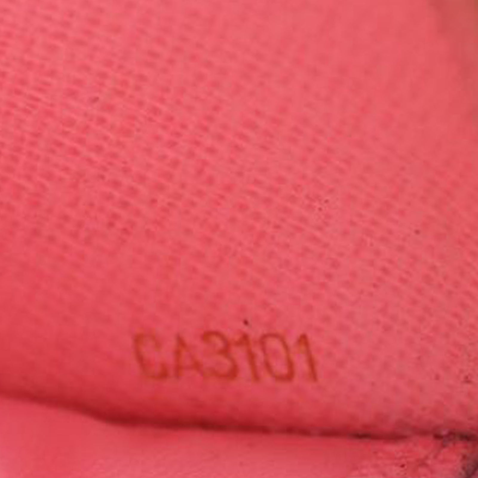 Louis Vuitton Illustre Monogram Zippy Wallet Date code