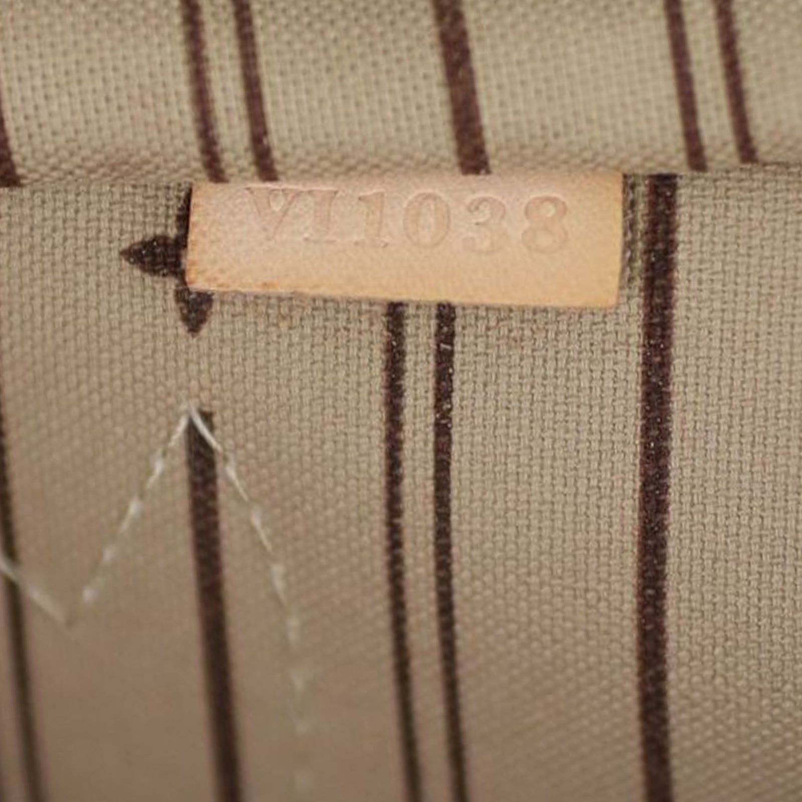 Louis Vuitton Neverfull MM Monogram Date code