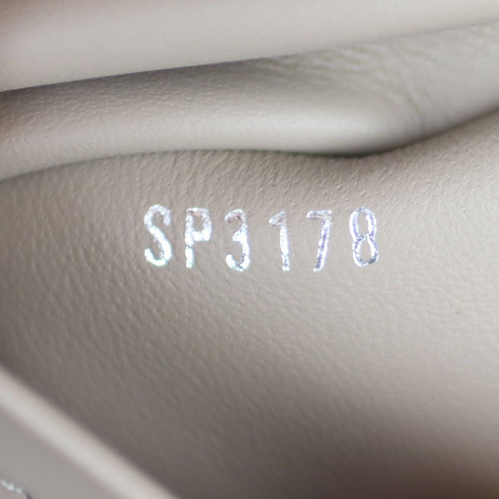 Louis Vuitton Milla MM Date code