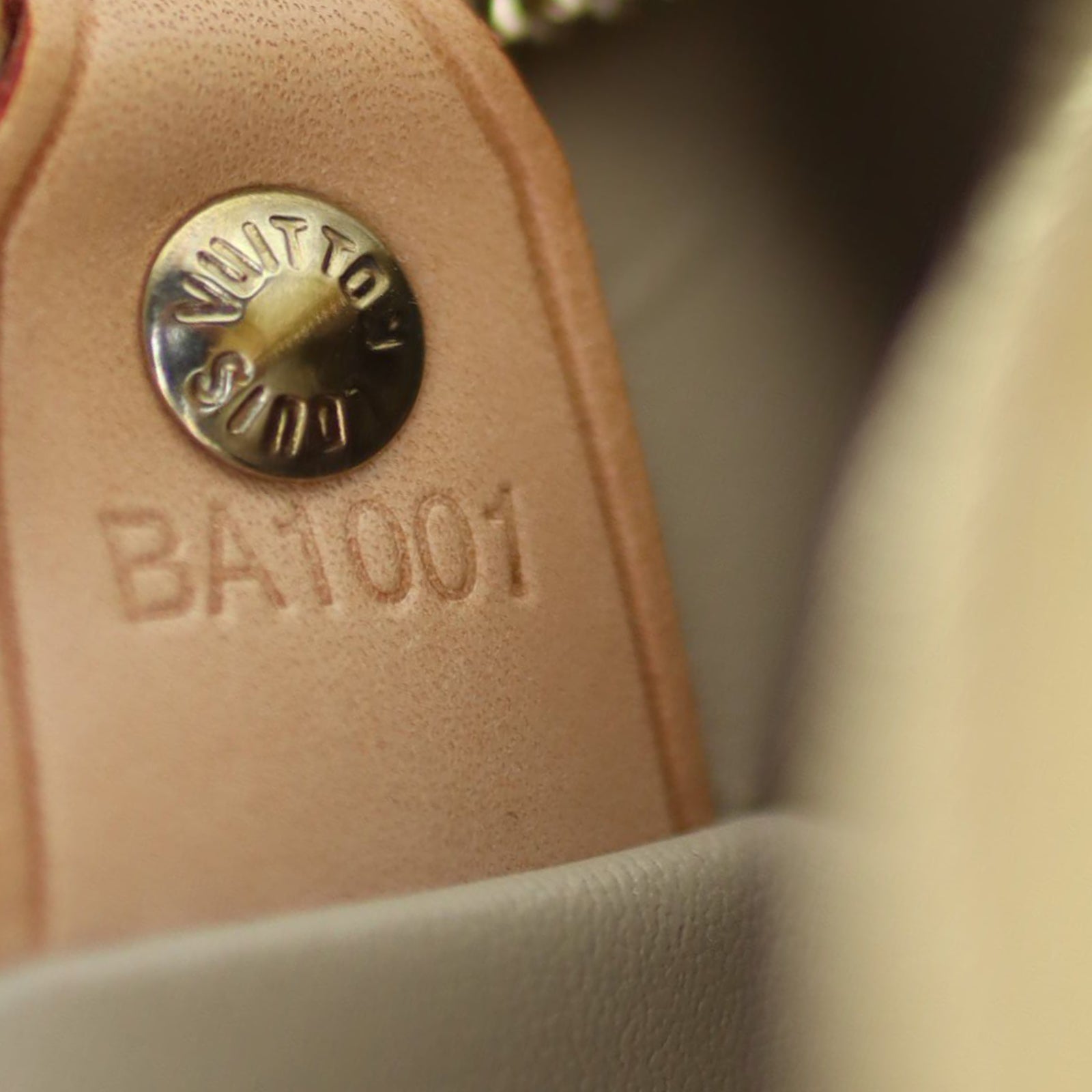 Louis Vuitton Tompkins Monogram Vernis Date code