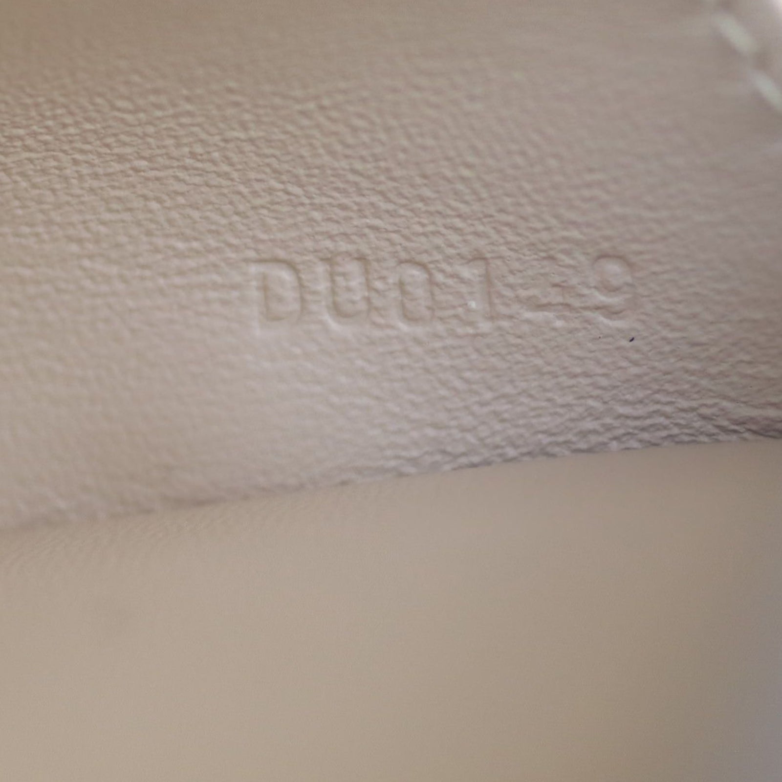 Louis Vuitton Petite Malle Trunk Epi Date code