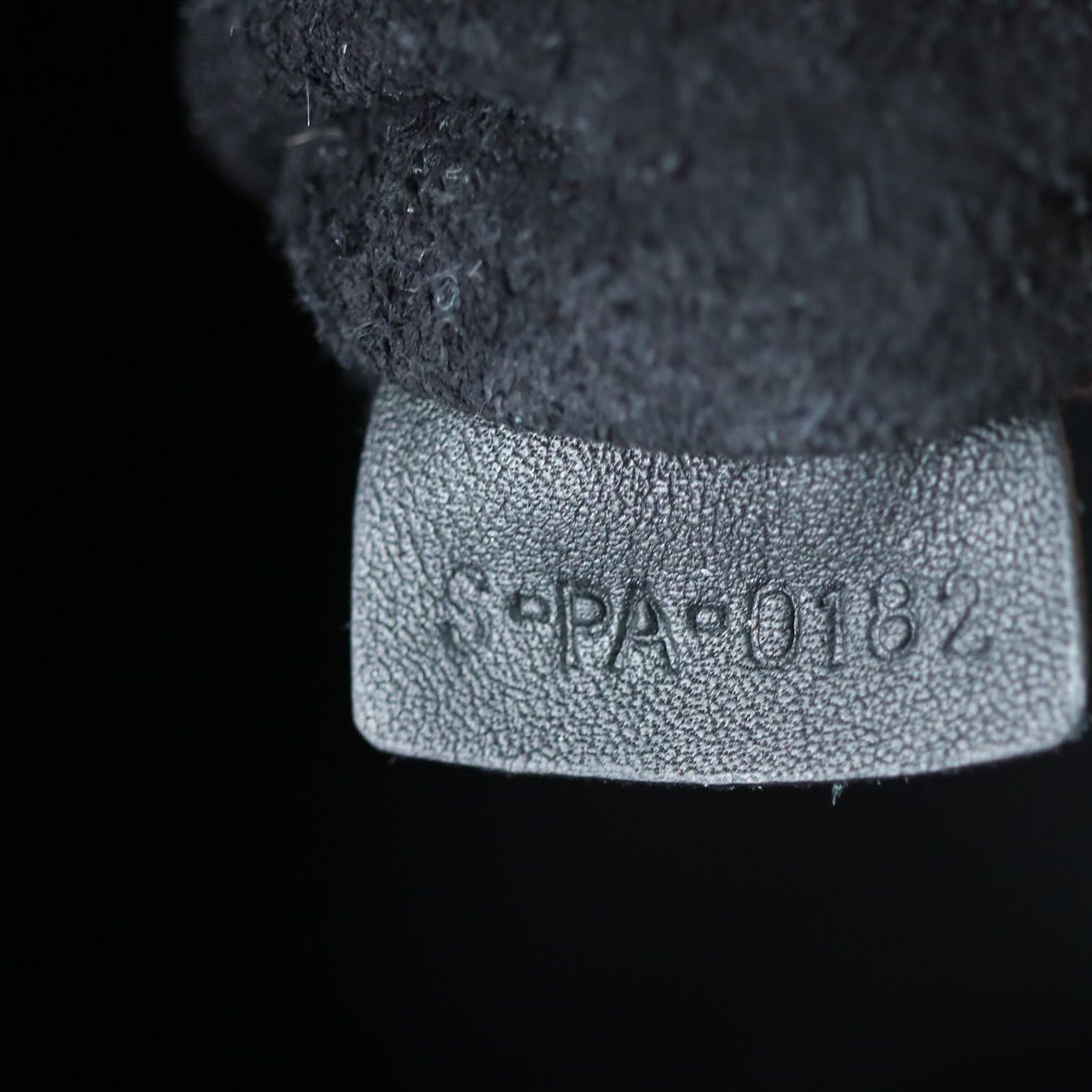 Celine Phantom Luggage Tote Medium Date code