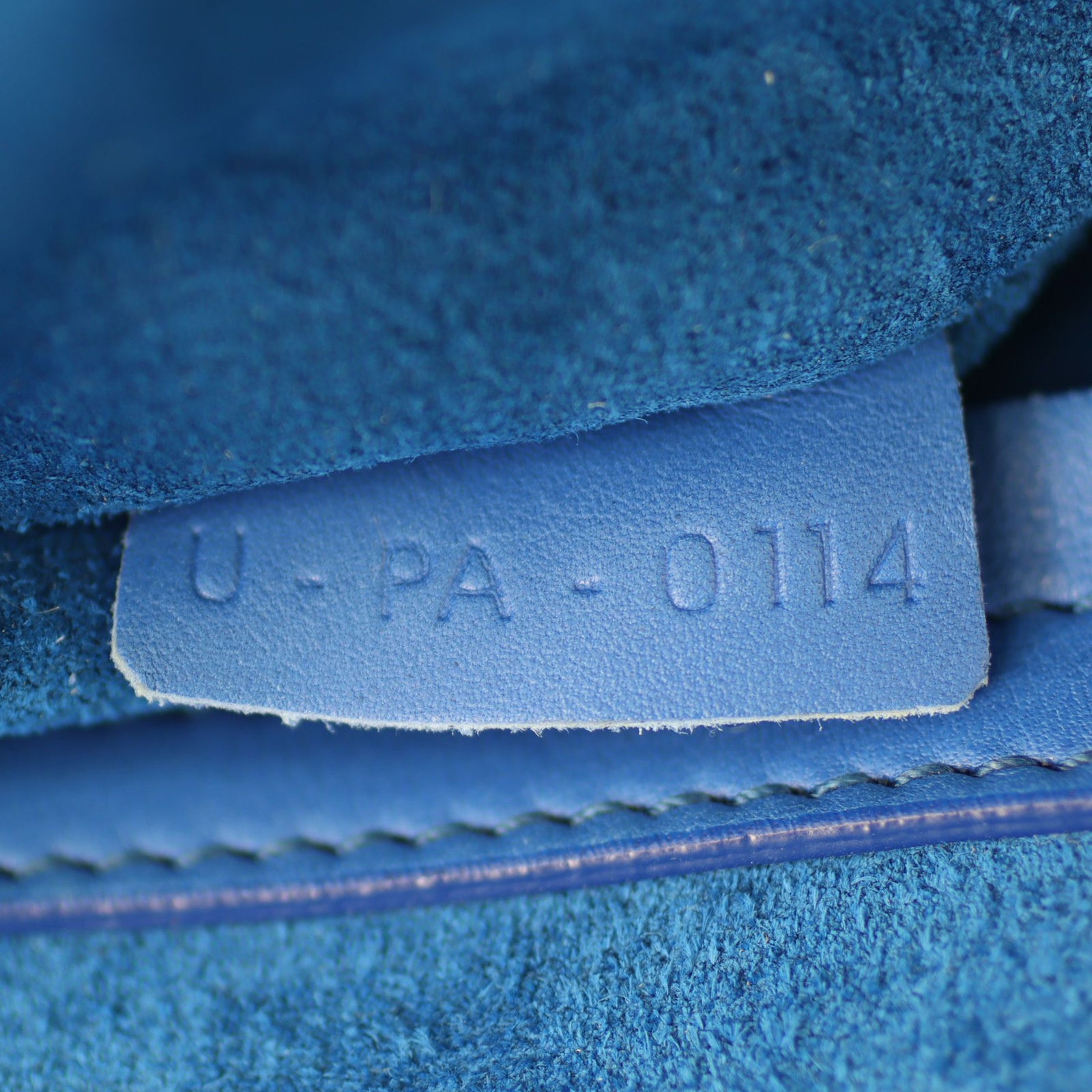 Celine Phantom Luggage Tote Date code