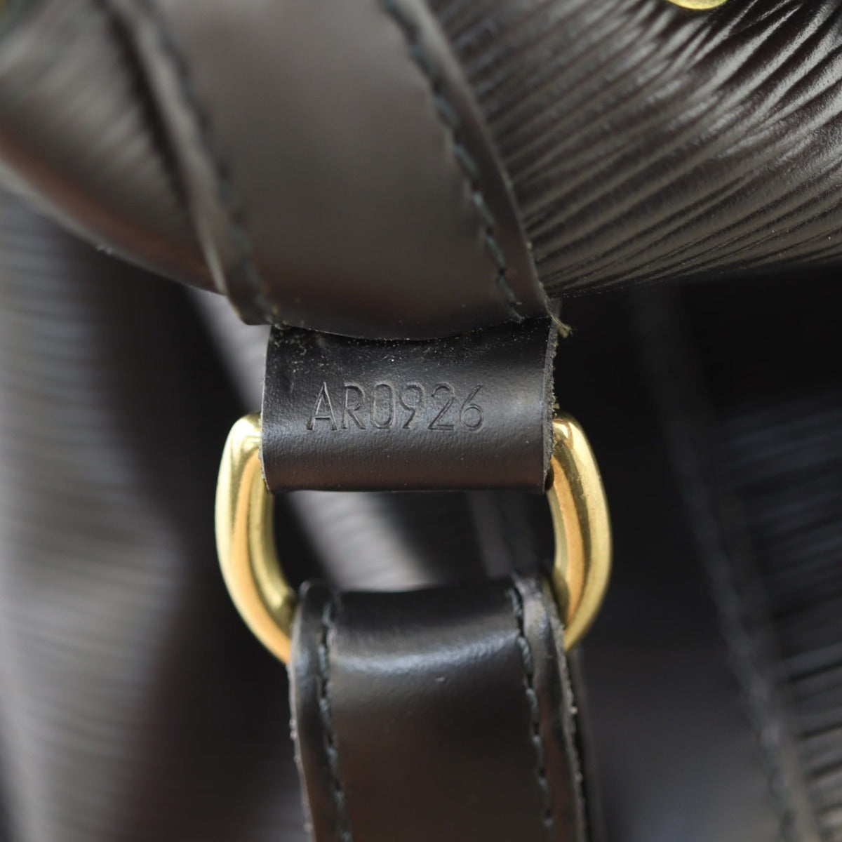 Louis Vuitton Petit Noe Epi Date code
