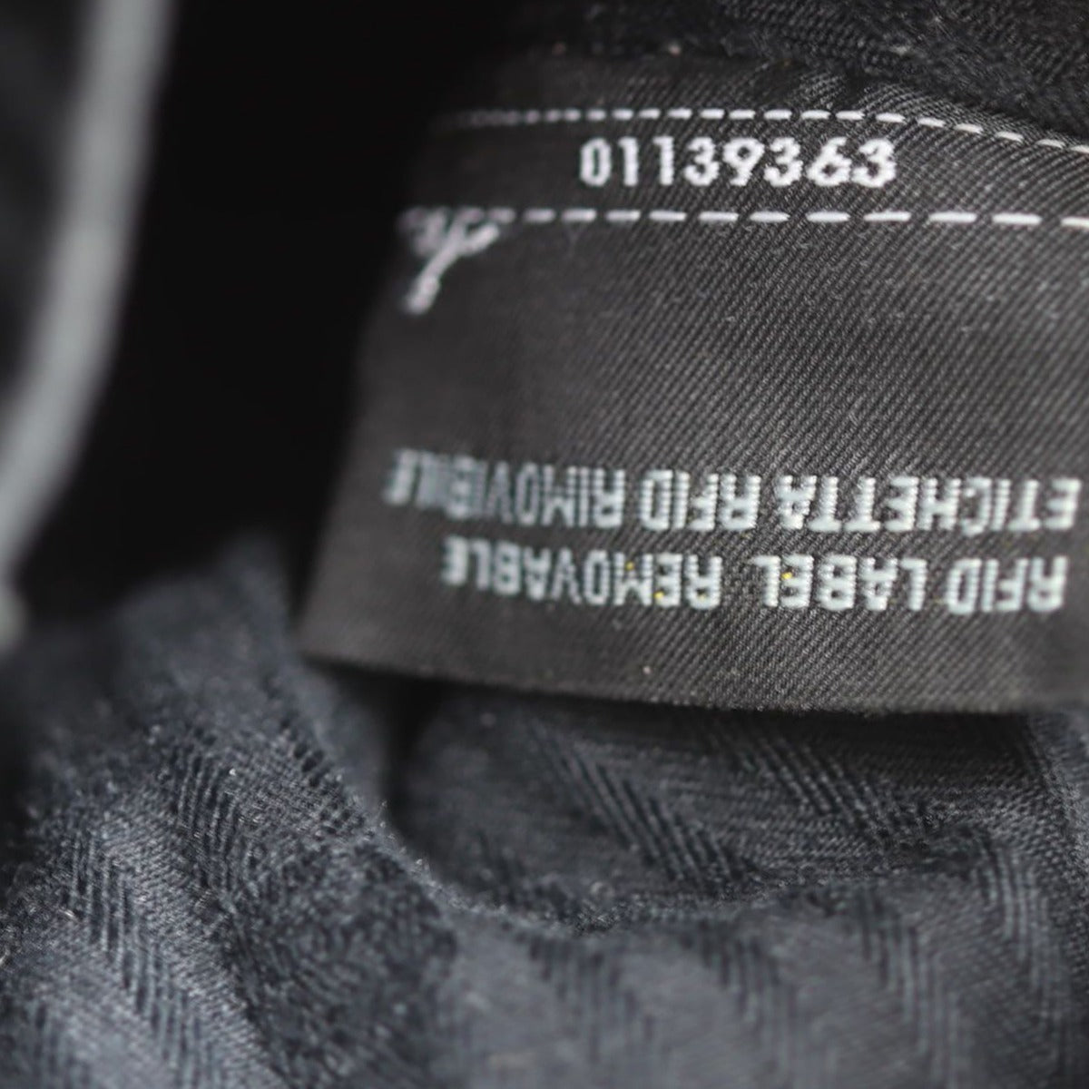 Fendi 2Jours Medium Date code
