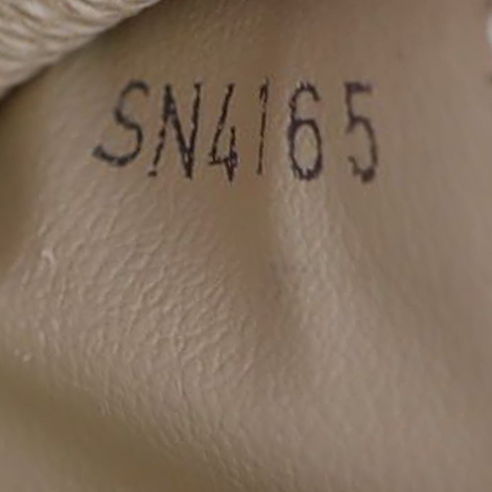 Louis Vuitton Sarah Wallet Damier Azur Date code