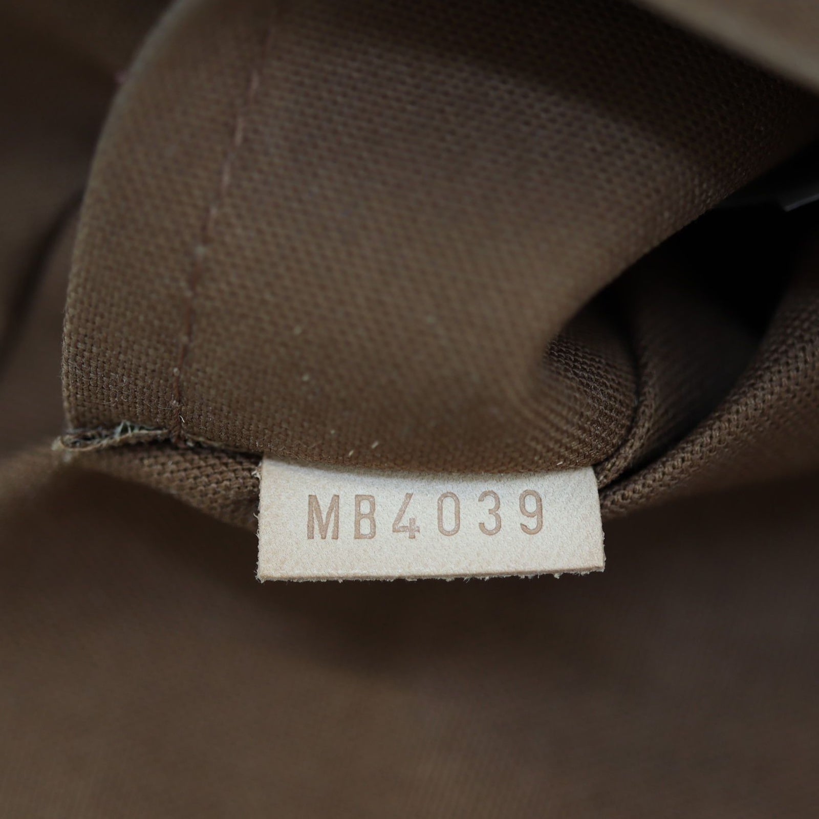 Louis Vuitton Tivoli GM Monogram Date code