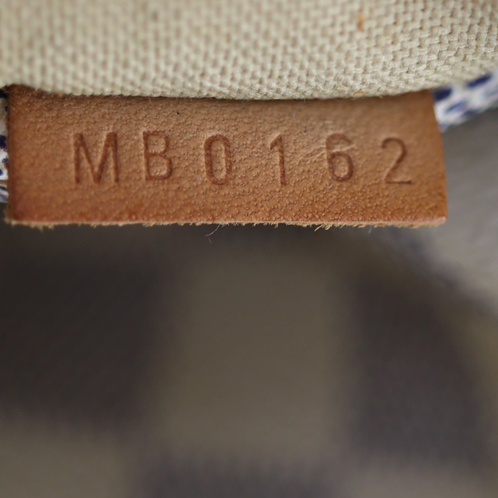 Louis Vuitton Totally MM Damier Azur Date code