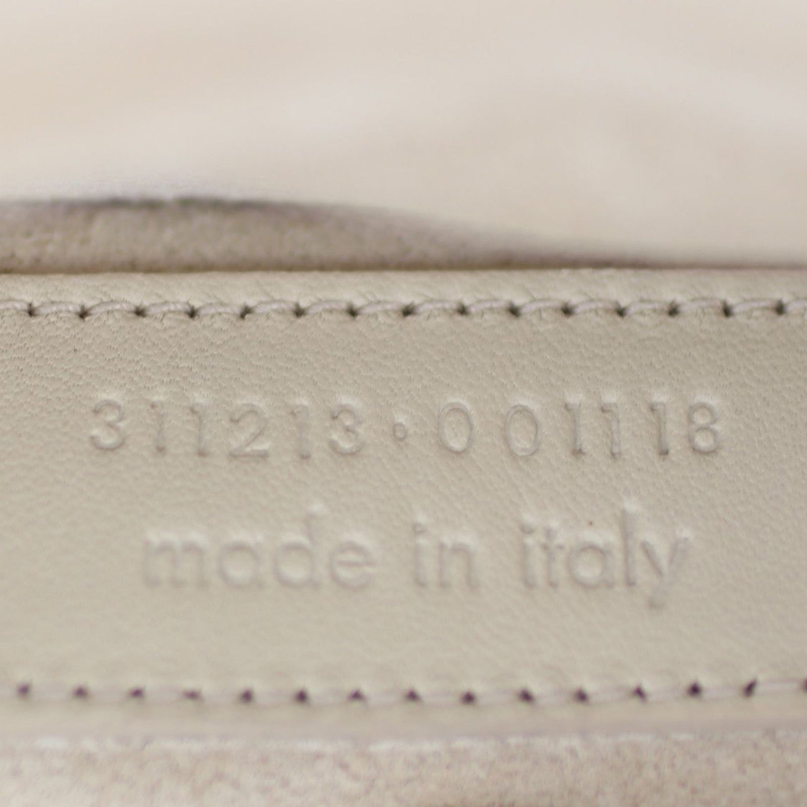 Saint Laurent Y Ligne Clutch Date code