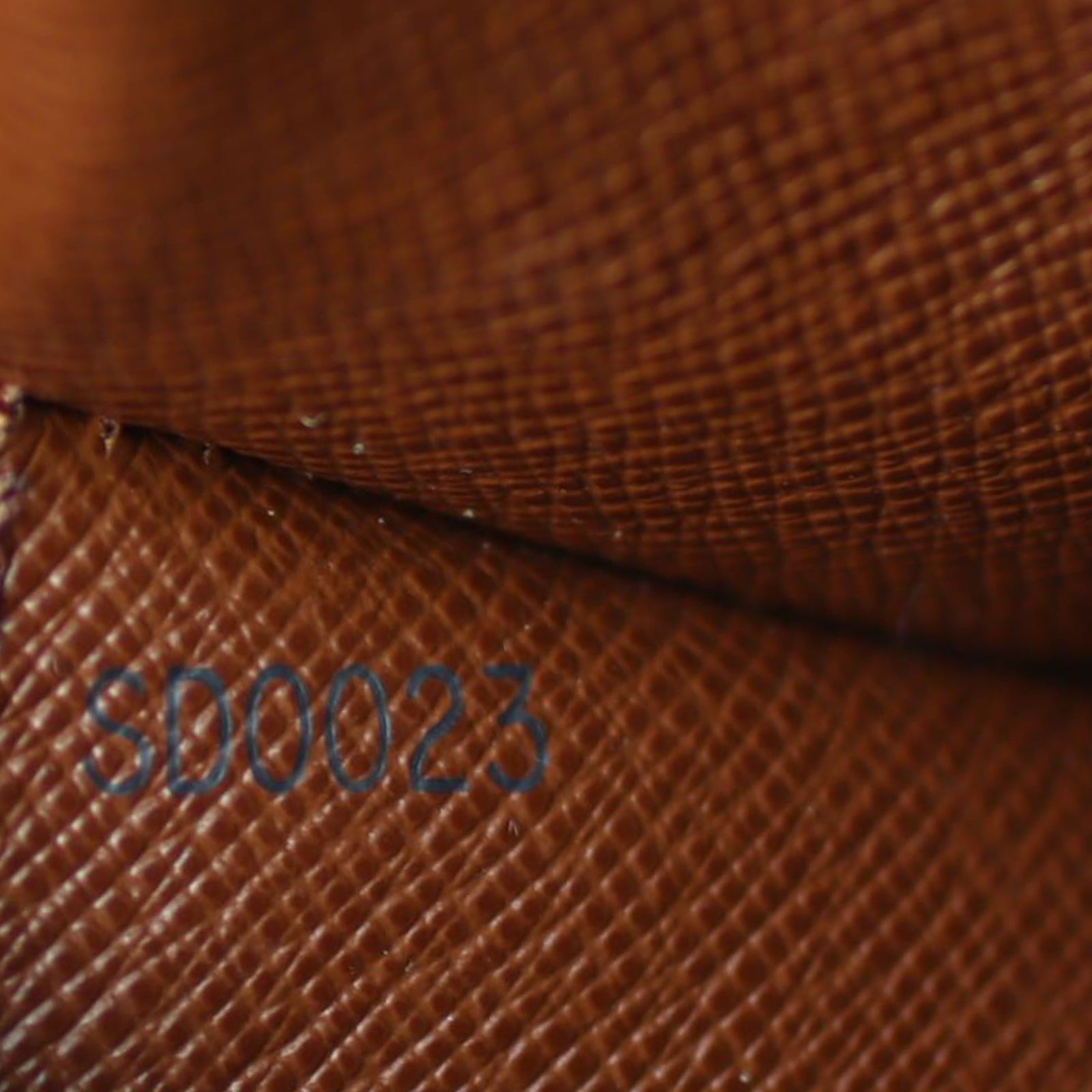 Louis Vuitton Cite MM Monogram Date code