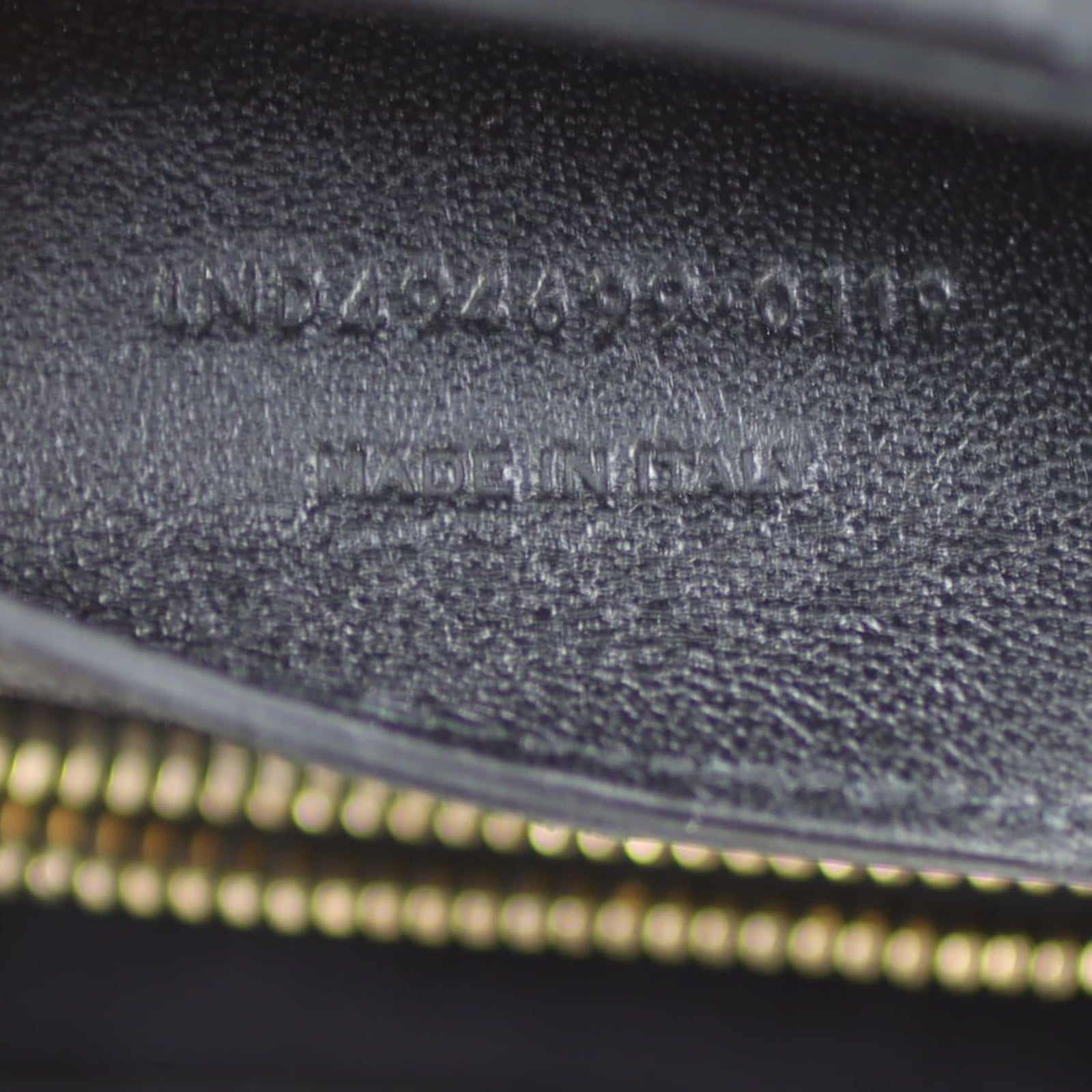 Saint Laurent Loulou Small Date code