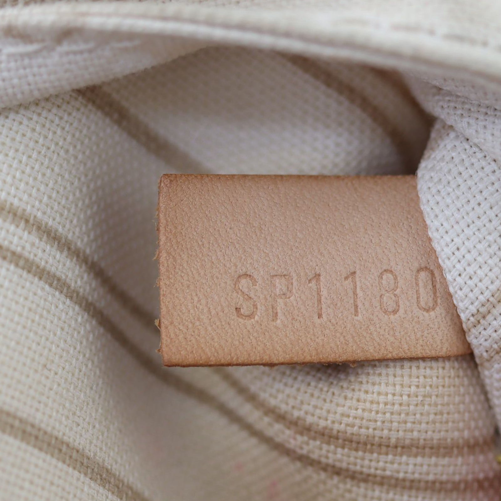 Louis Vuitton Neverfull MM Damier Azur Date code