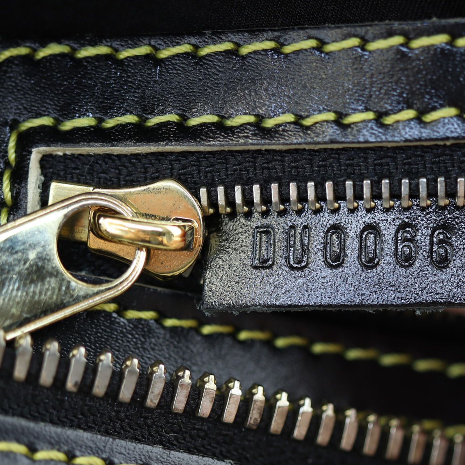 Louis Vuitton Suhali L'Epanoui PM Date code