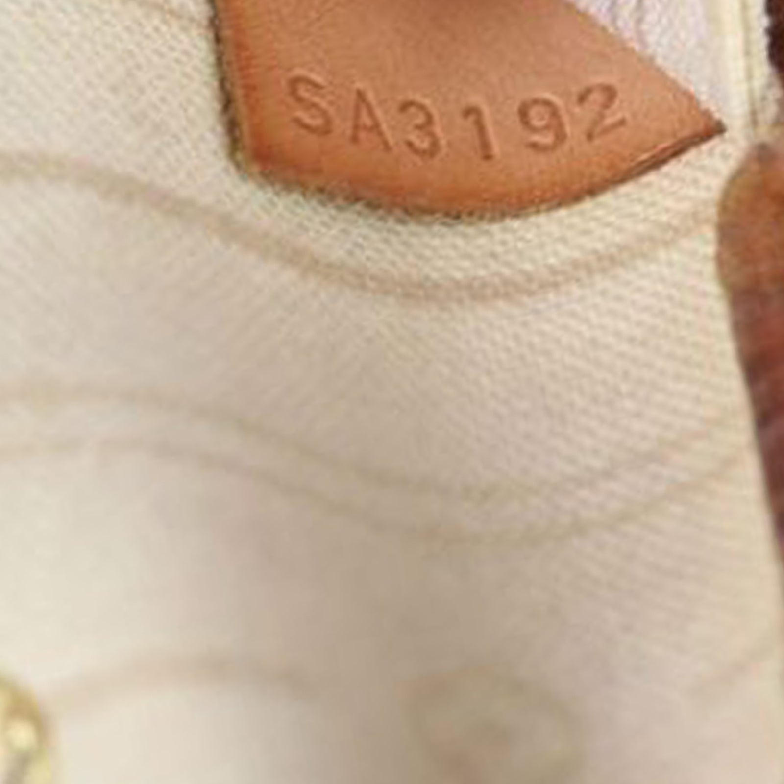 Louis Vuitton Neverfull MM Damier Azur Date code