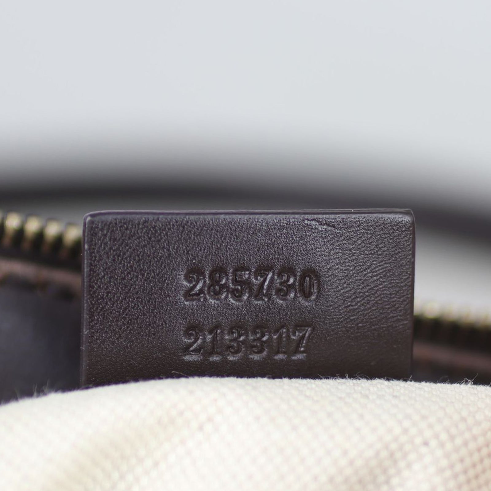 Gucci GG Canvas Sukey Tote Medium Date code