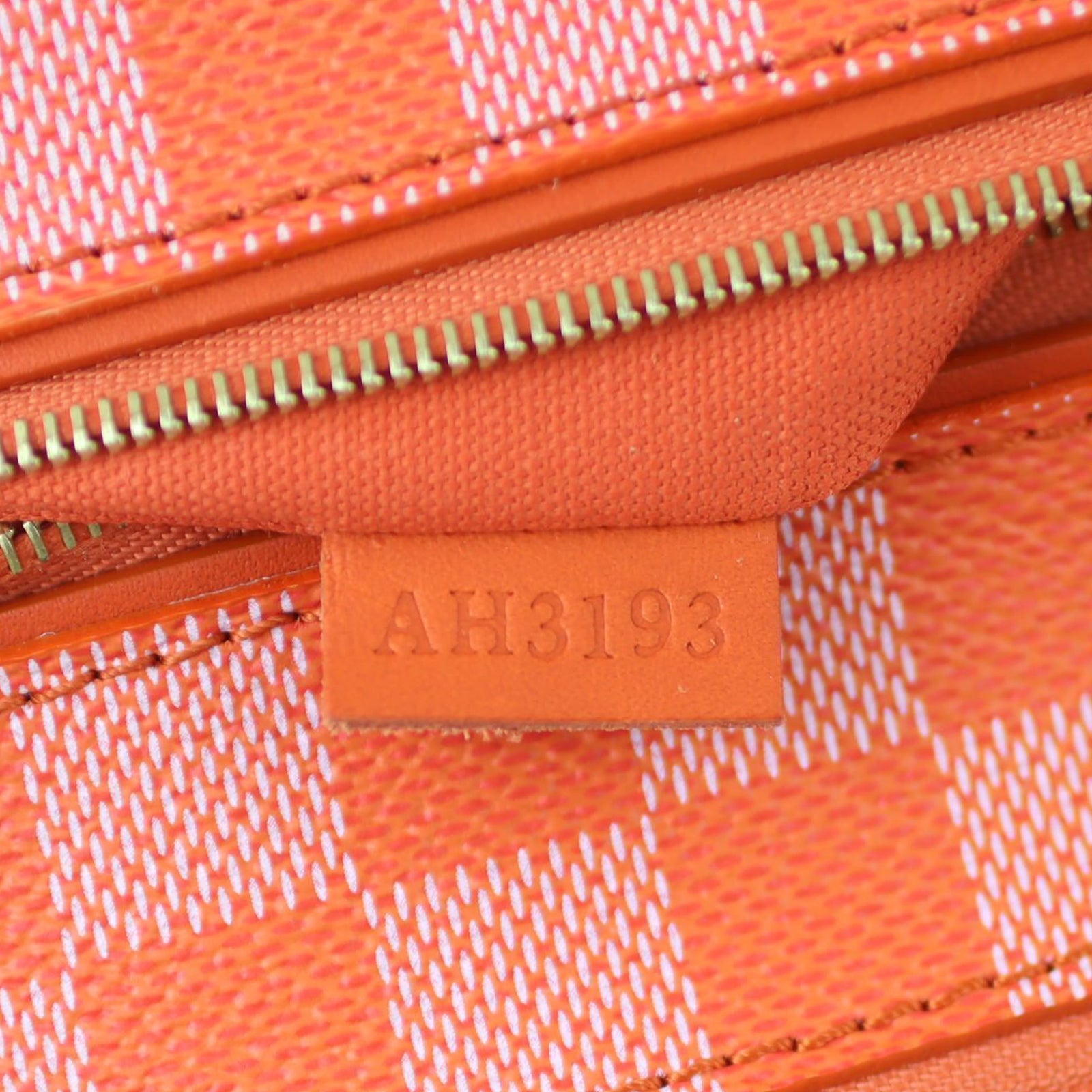 Louis Vuitton Damier Couleurs Kit Clutch Date Code