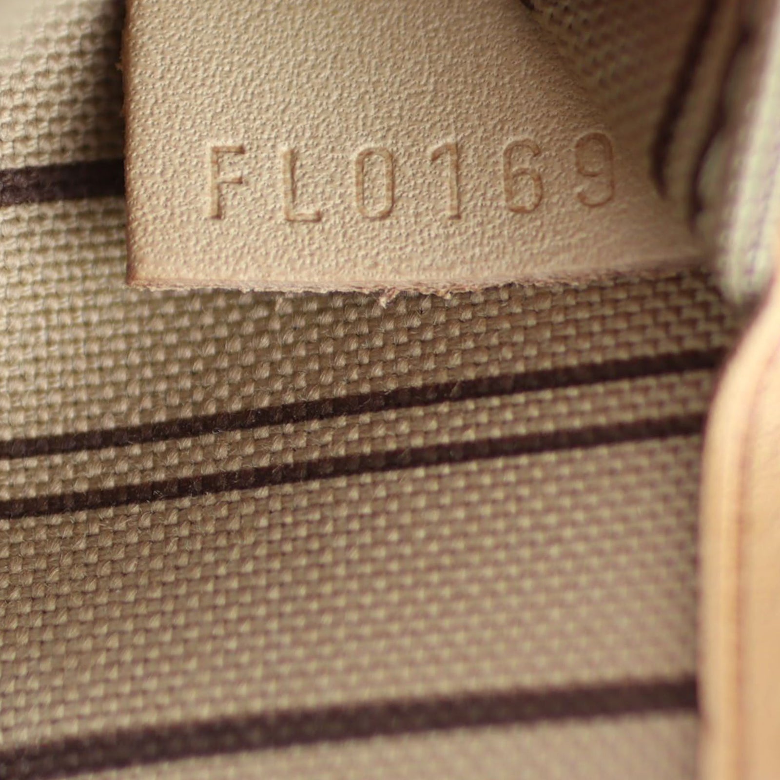 Louis Vuitton Neverfull GM Monogram Date code