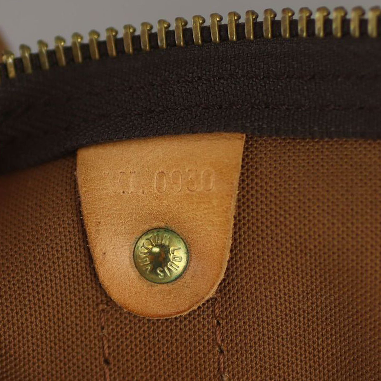 Louis Vuitton Keepall 55 Bandouliere Monogram Date code