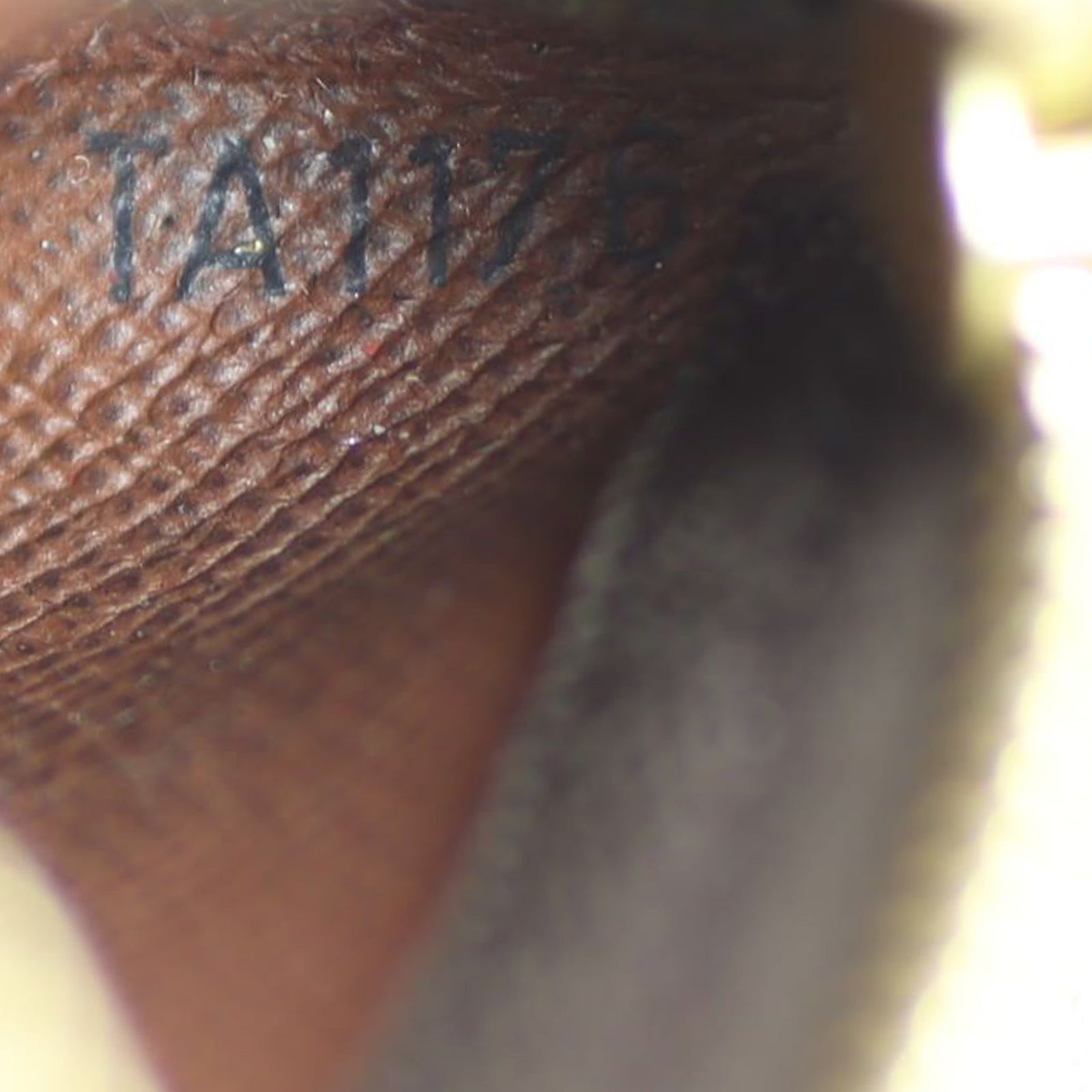 Louis Vuitton Key Pouch Monogram Date code