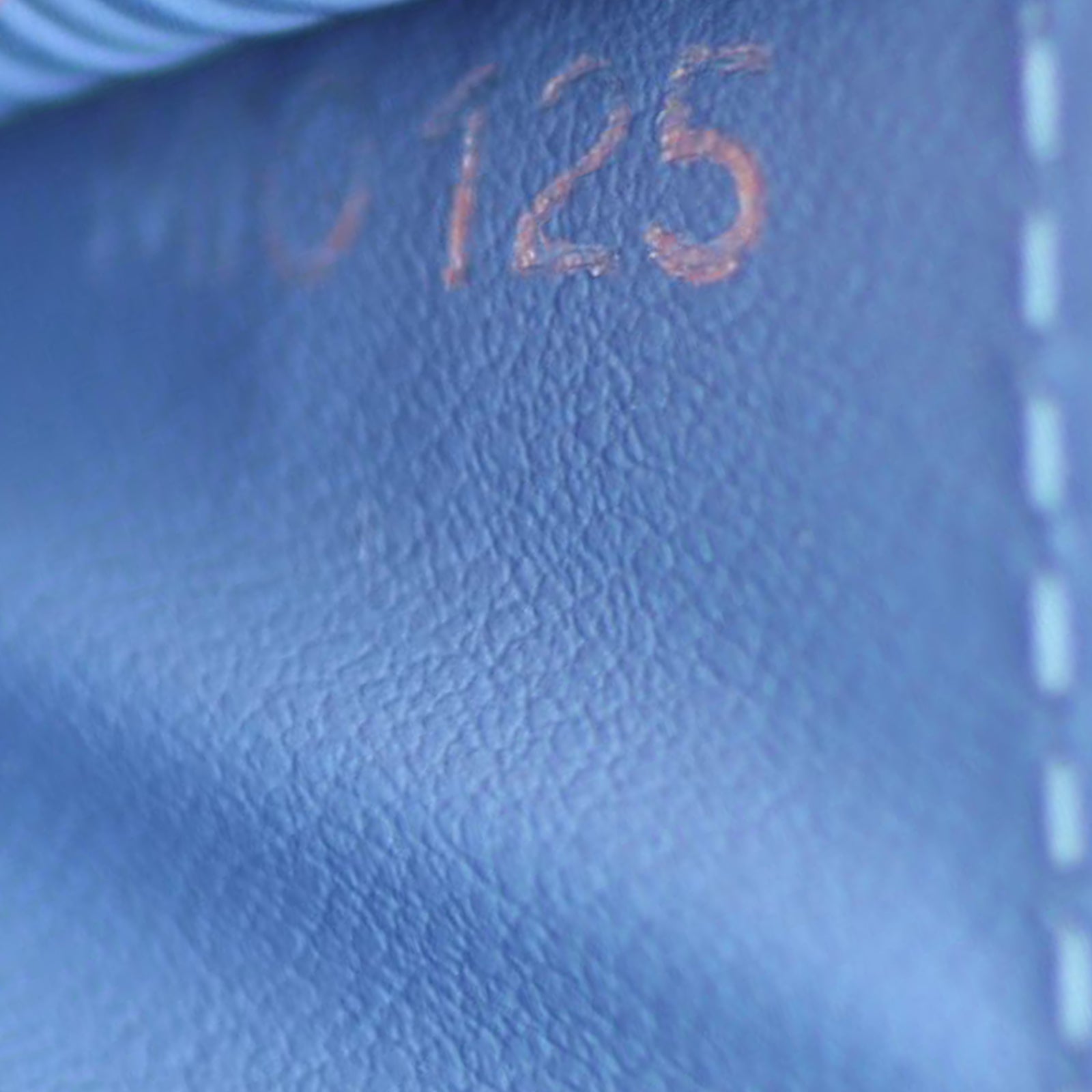 Louis Vuitton Tribal Mask Sarah Wallet Epi Date Code