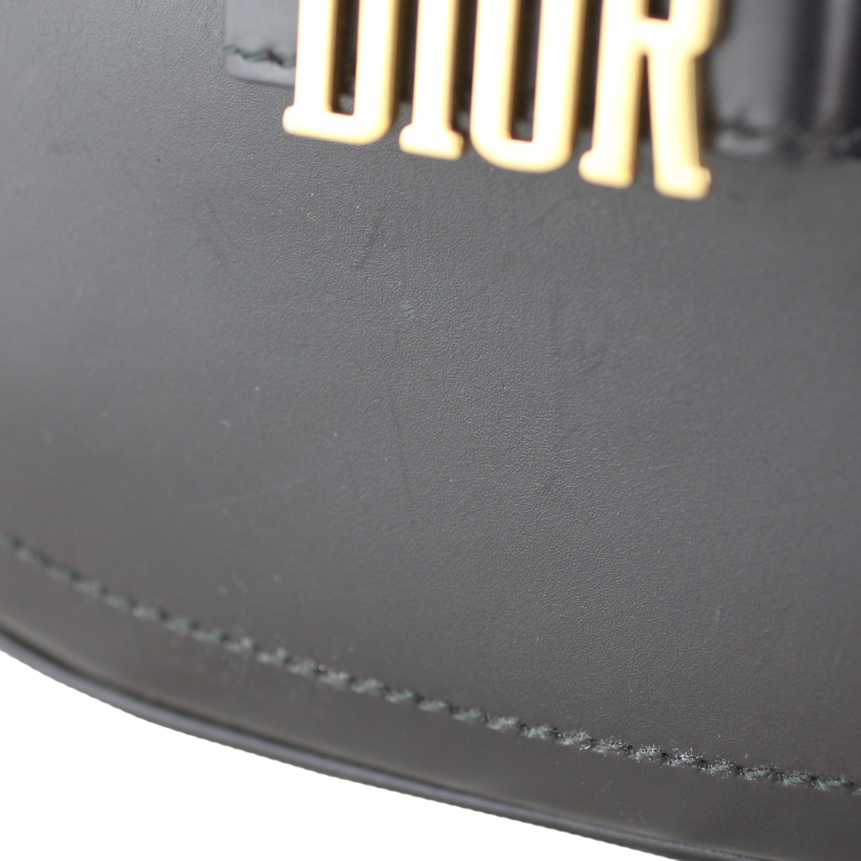 Dior D-Fence Saddle Bag Scratch