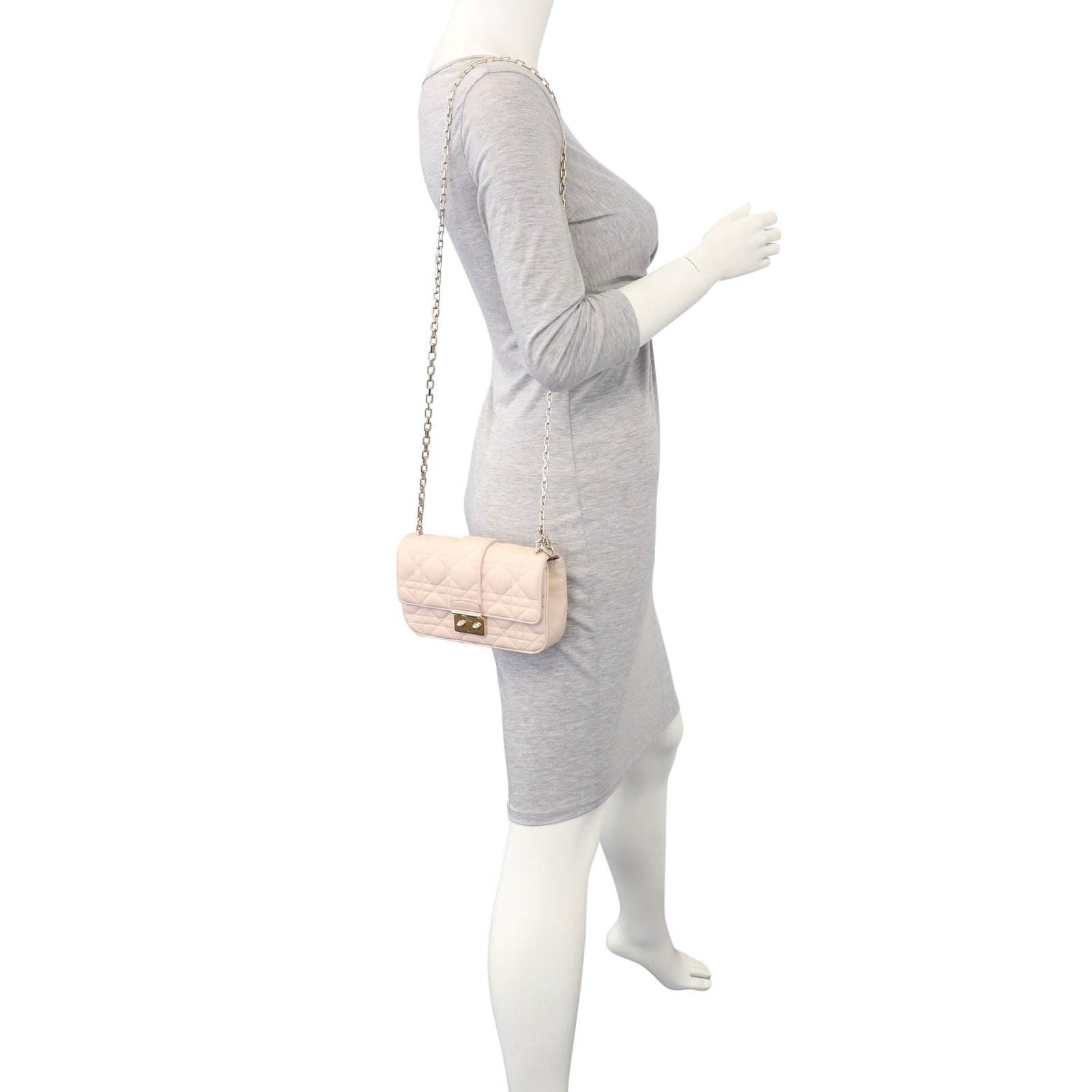 Dior Miss Dior Flap Bag Small – Luxe.It.Fwd Dior Miss Dior Flap Bag Small – Luxe.It.Fwd