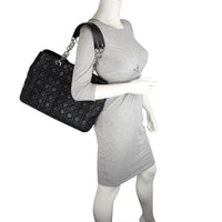 Dior Soft Shopping Tote Large mannequin