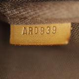 Louis Vuitton Pochette Monogram Date code
