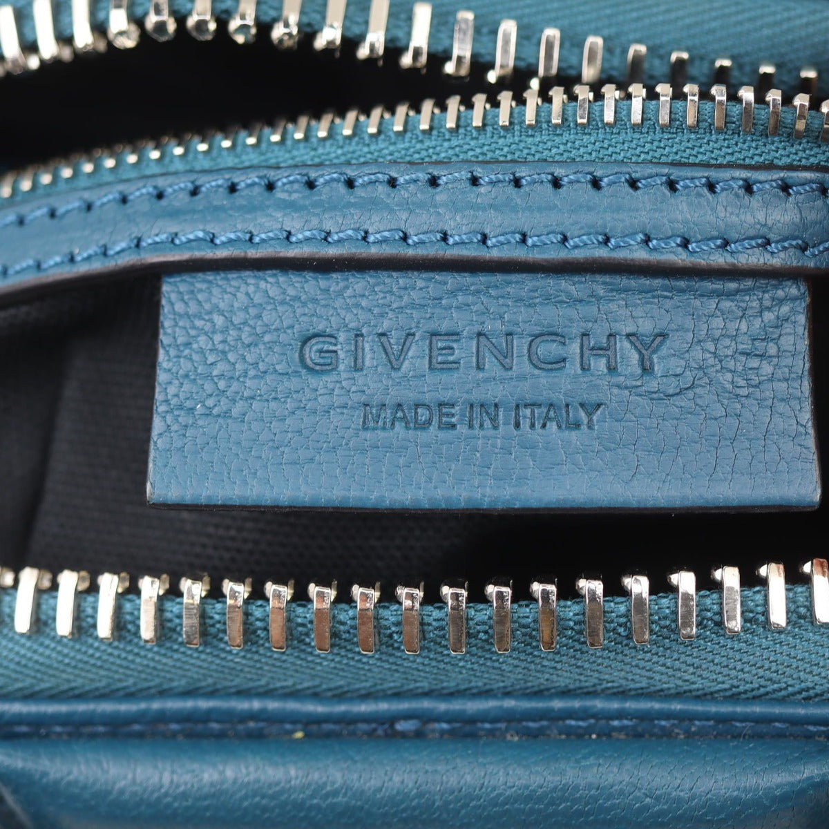 Givenchy Antigona Mini Stamp
