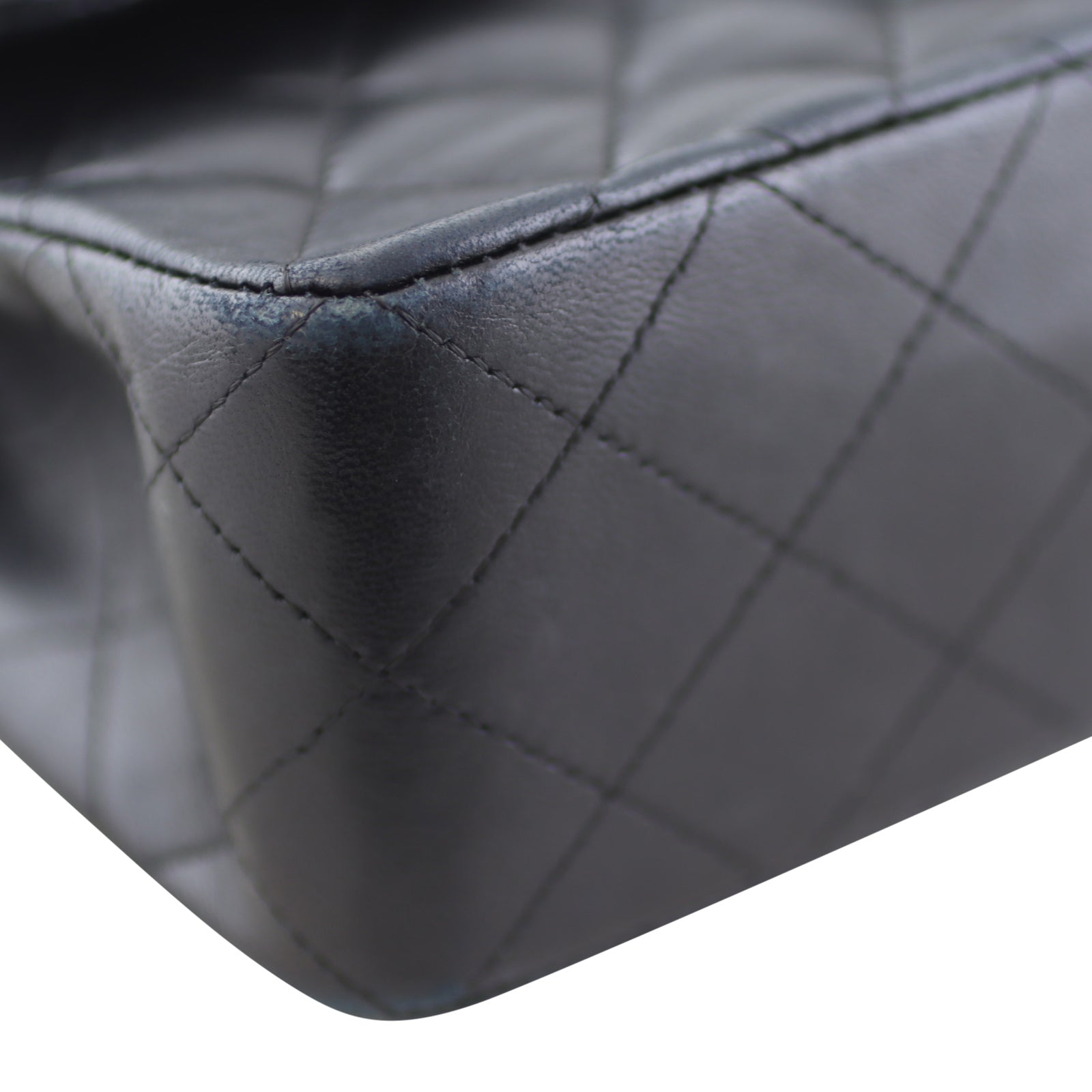 Chanel Classic Double Flap Small corner