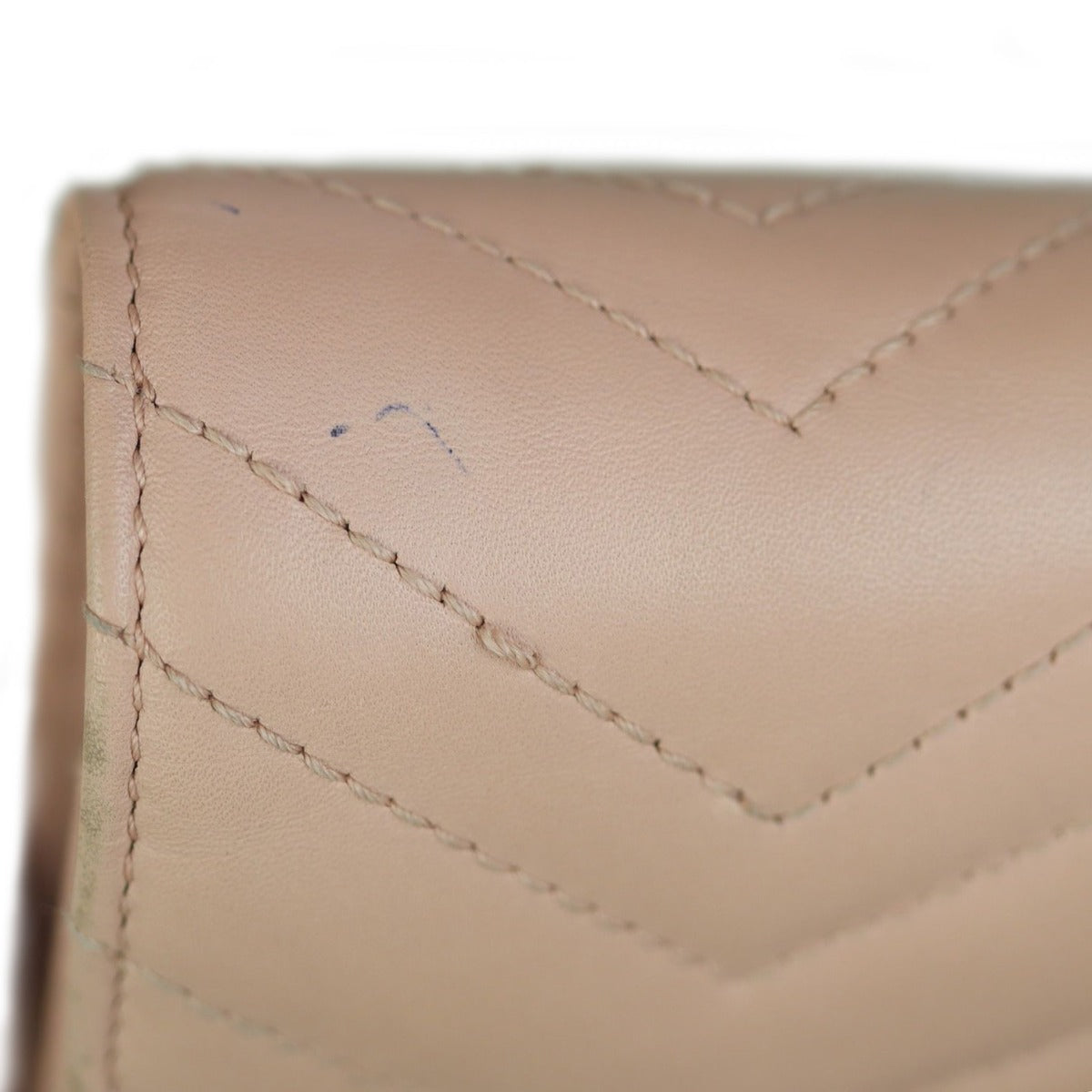 Gucci GG Marmont Matelasse Chain Wallet Pen