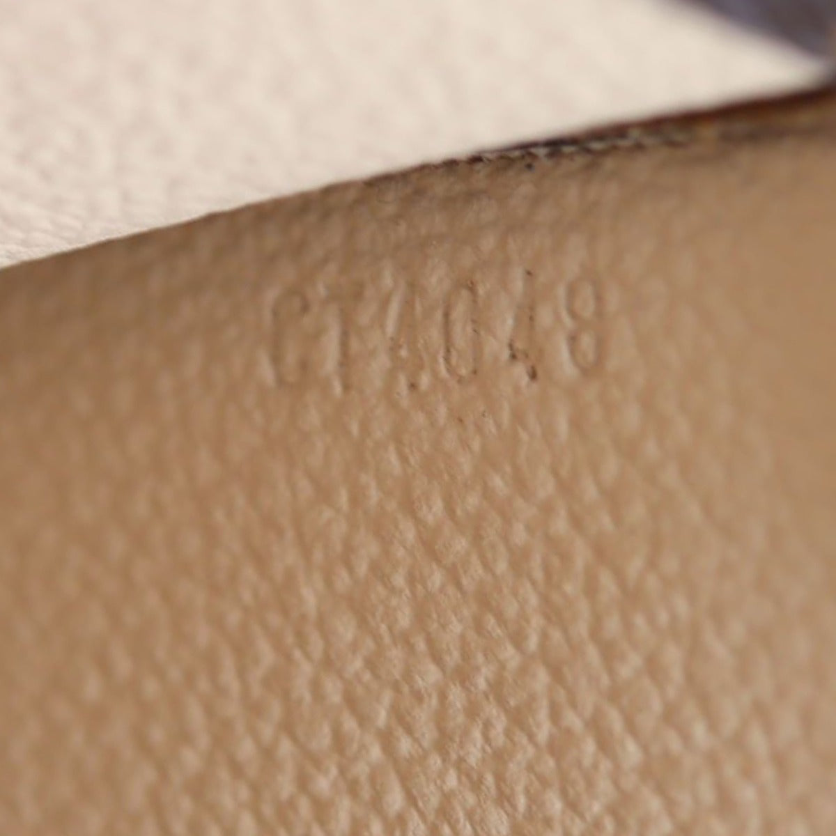 Louis Vuitton Sac Plat Monogram Date code


