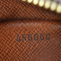 Louis Vuitton Amazone Monogram Date code

