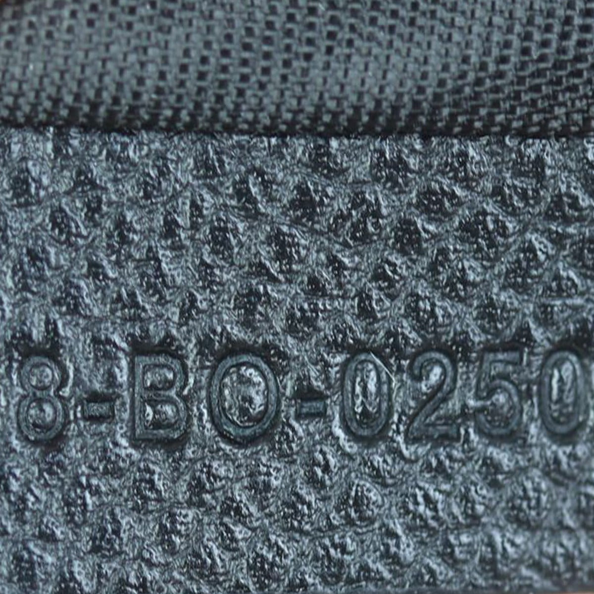 Dior 2-in-1 30 Montaigne Pouch Date code
