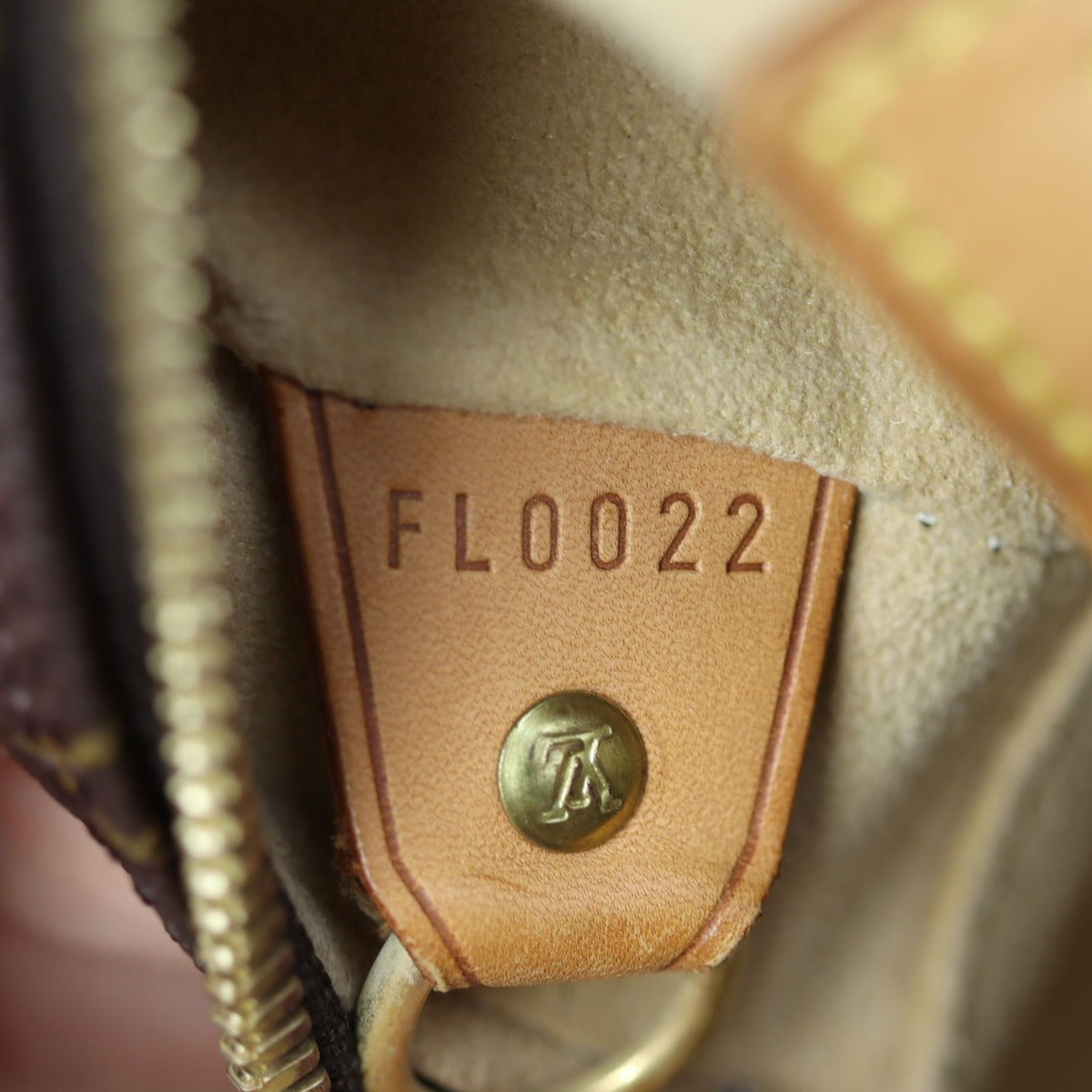 Louis Vuitton Cite GM Monogram Date code
