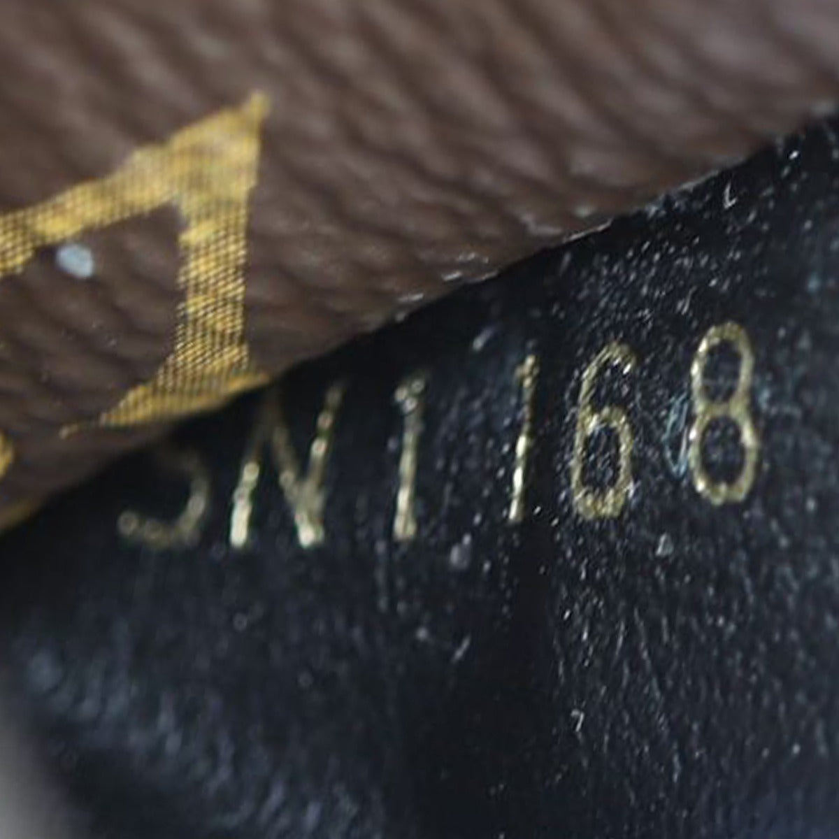 Louis Vuitton Pallas Wallet Monogram Noir Date code
