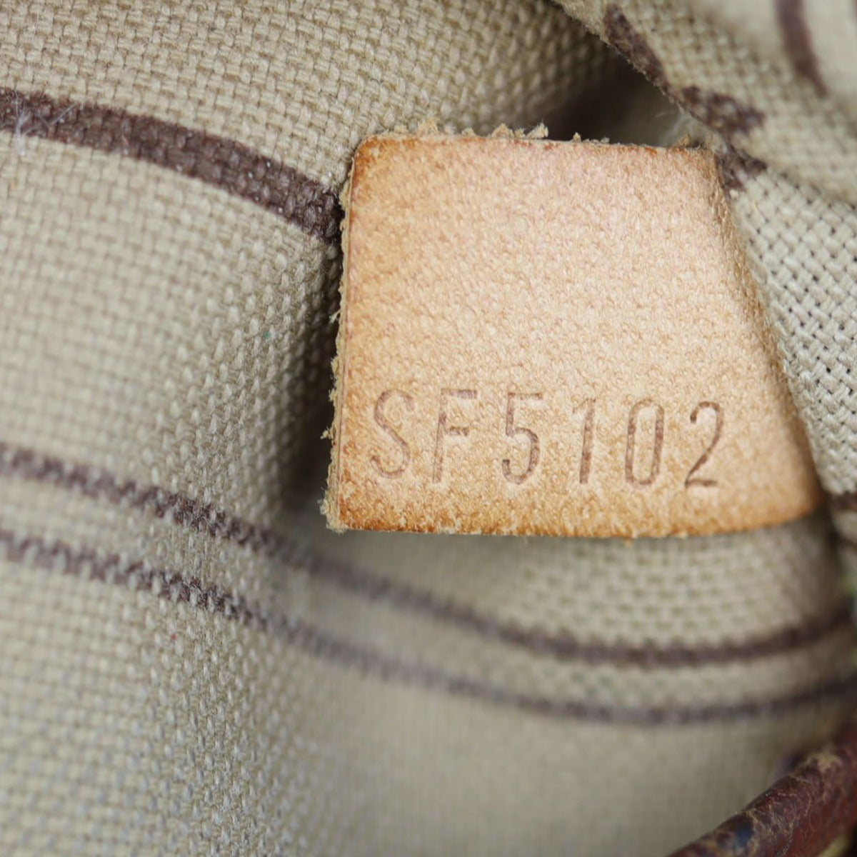 Louis Vuitton Neverfull MM Monogram Date code
