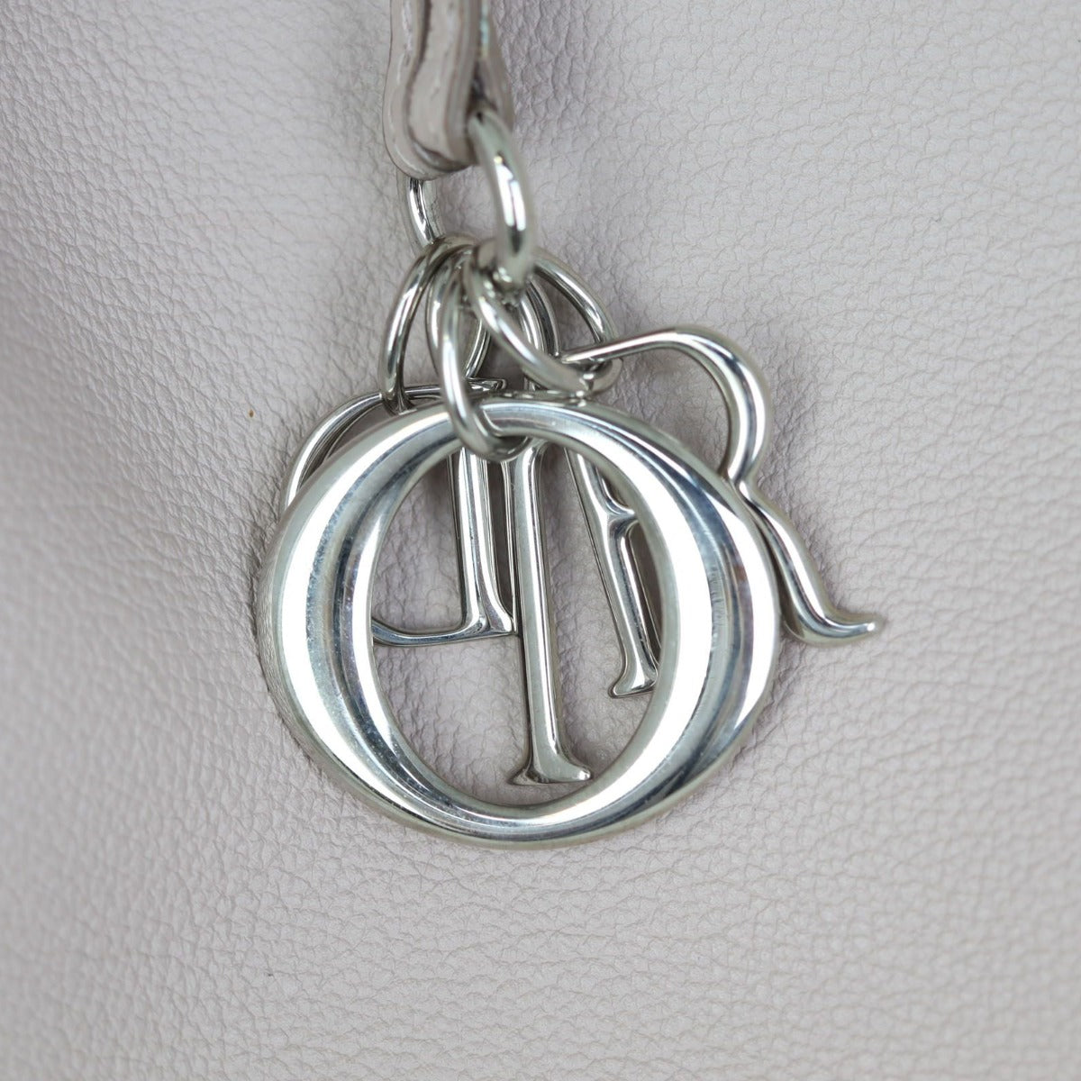 Dior Open Bar Tote Hardware

