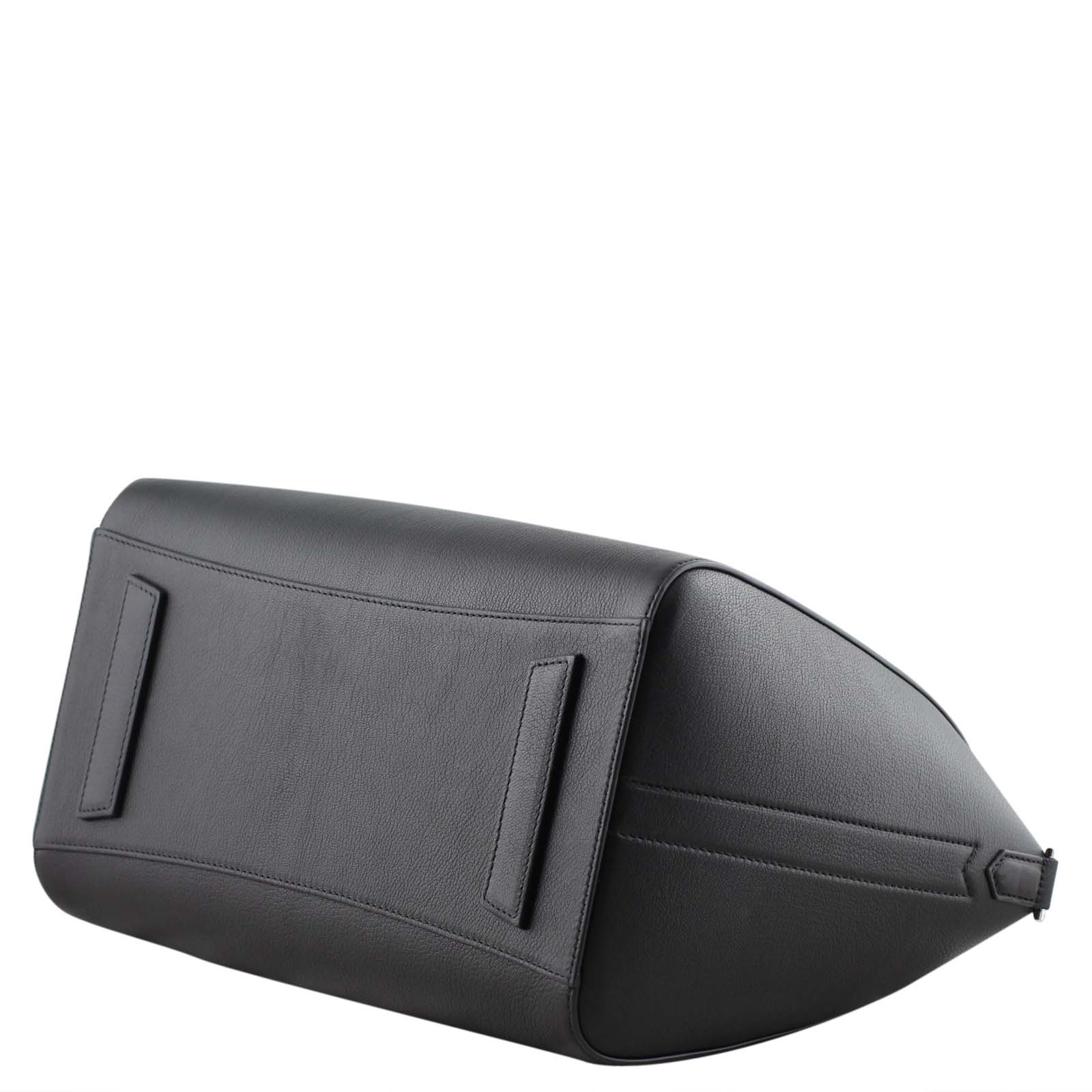 Givenchy Antigona Medium Corner