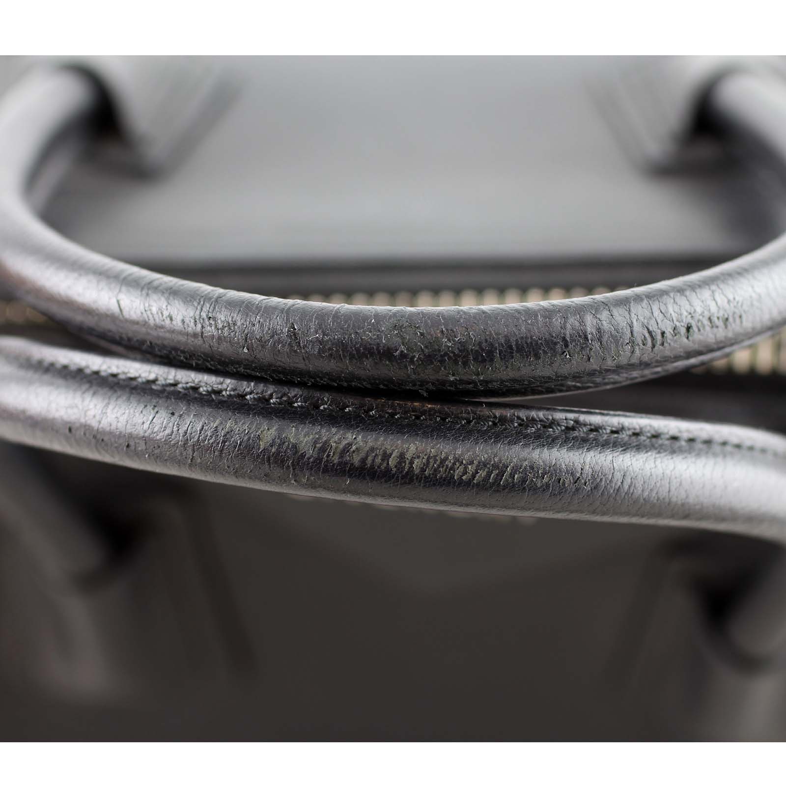 Givenchy Antigona Medium Handlea