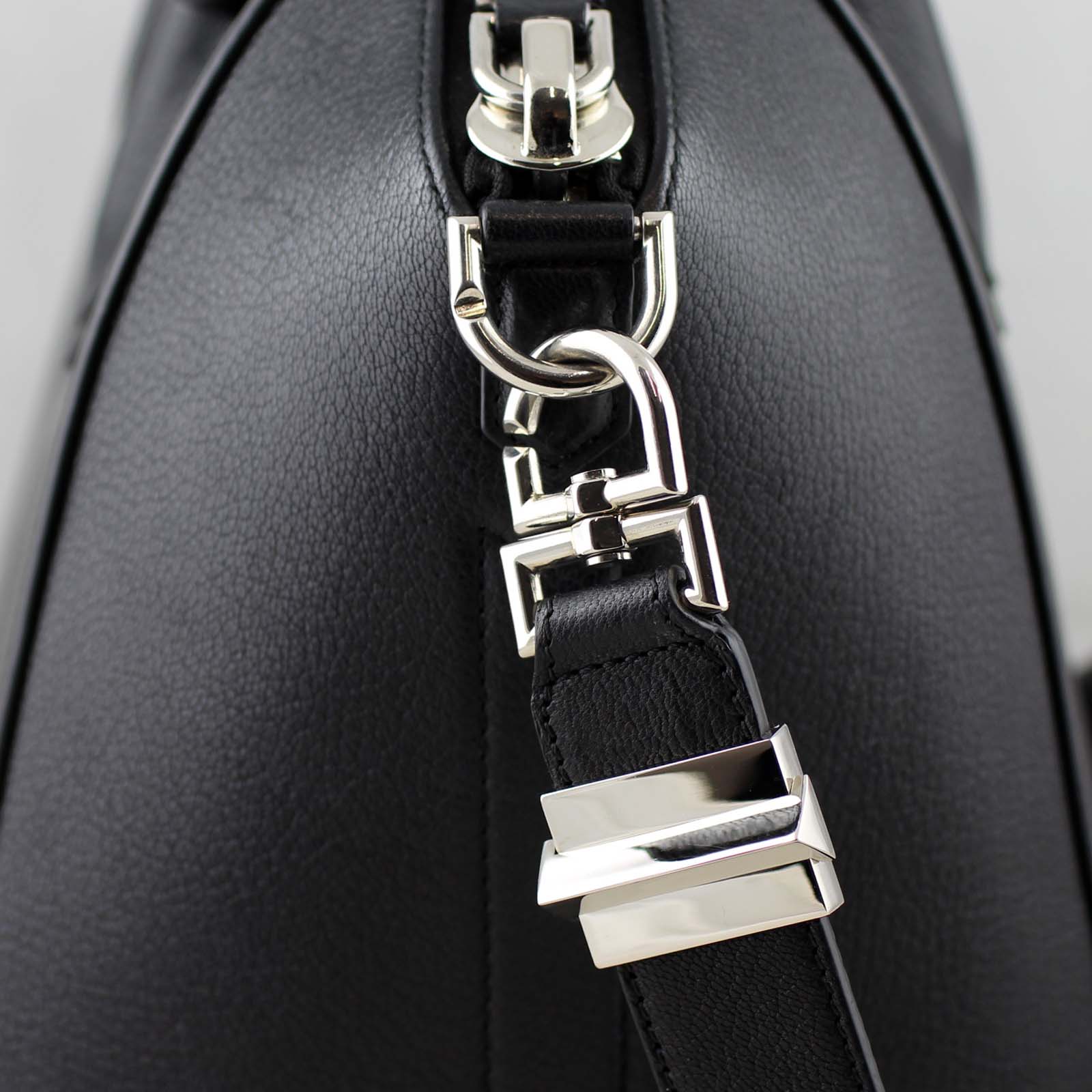 Givenchy Antigona Medium Hardware